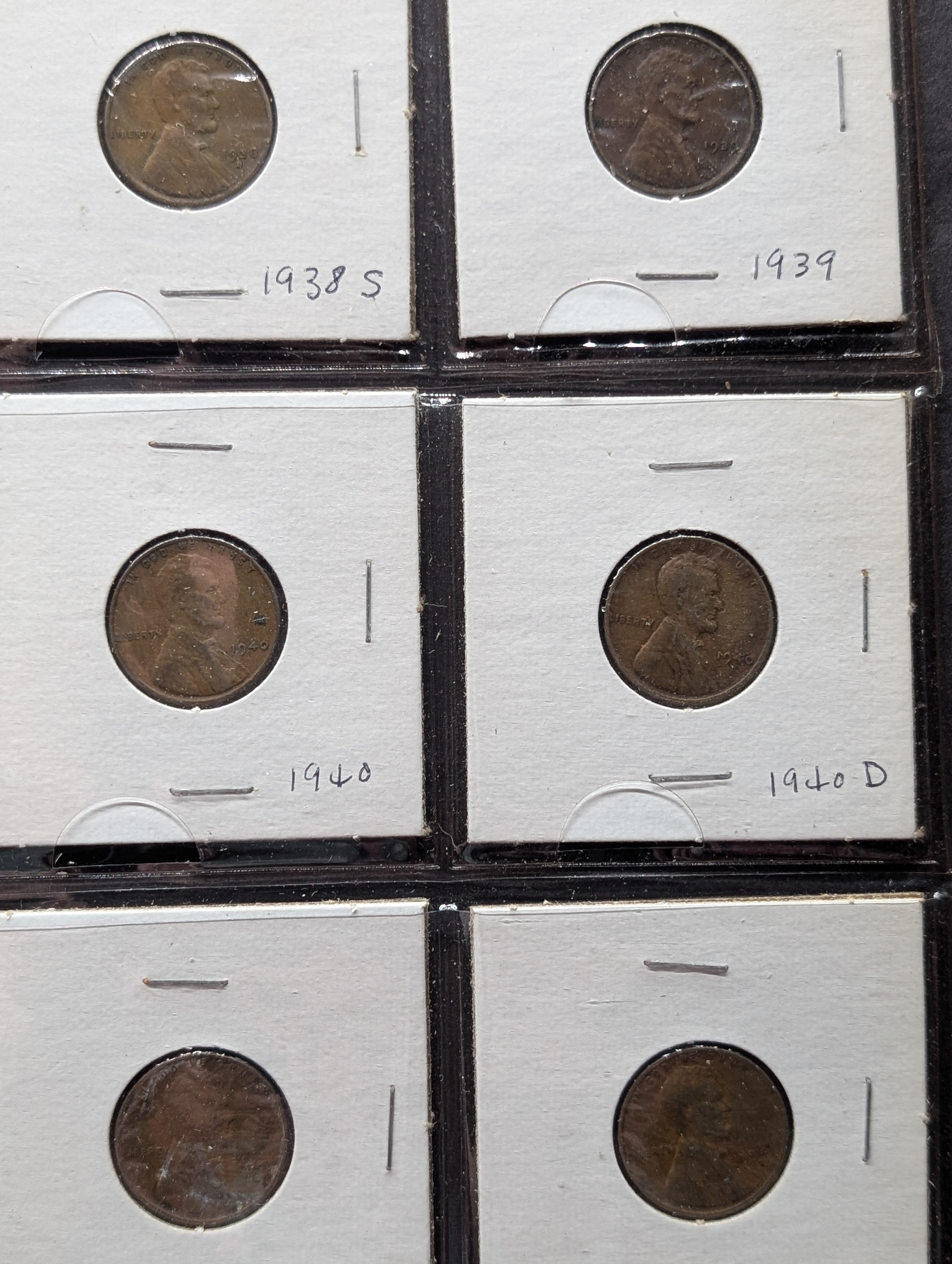 Full Binder Page of Lincoln Wheat Cents- 20 Coins, Mixed Dates 1930's and 40's
