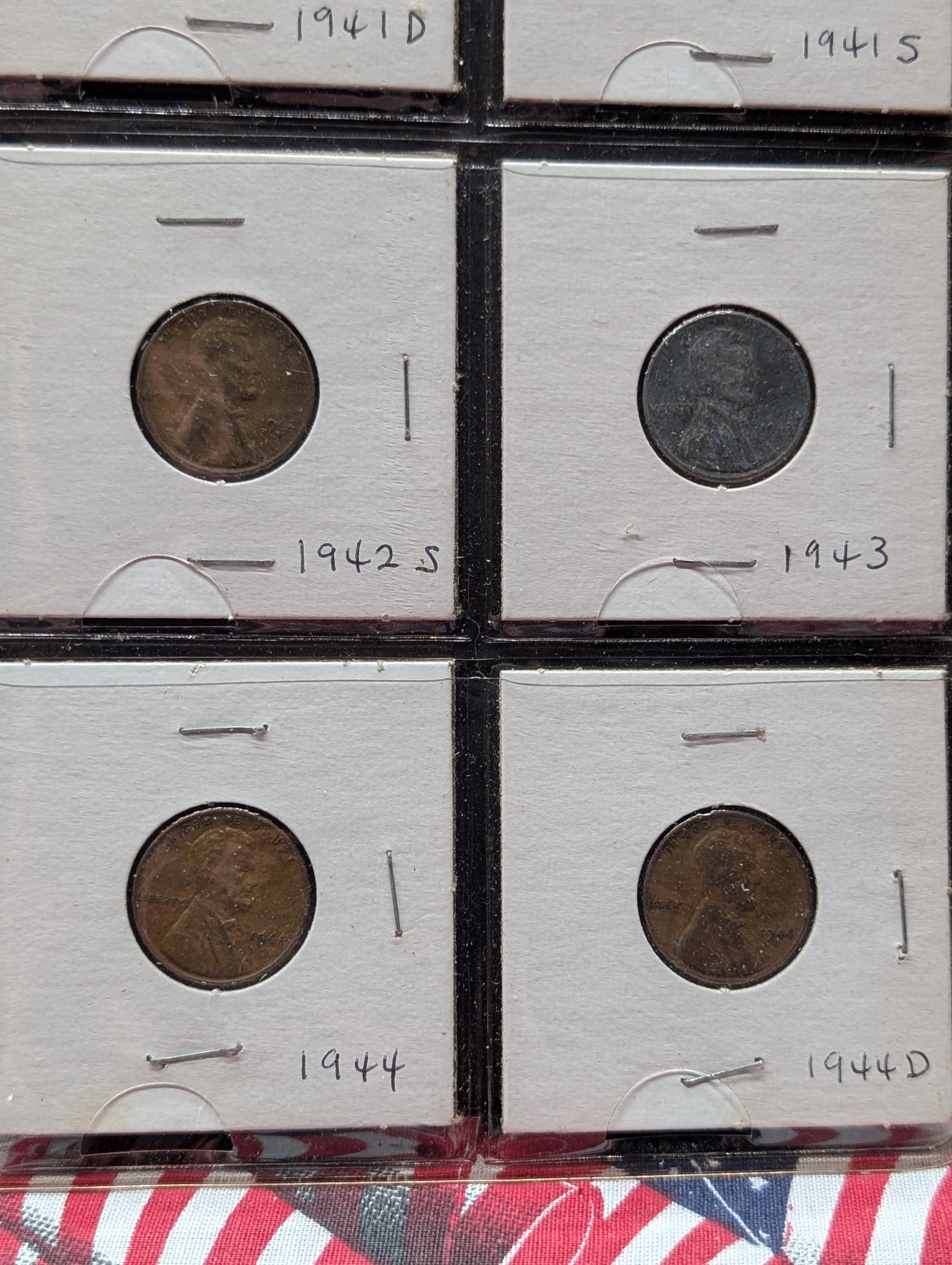 Full Binder Page of Lincoln Wheat Cents- 20 Coins, Mixed Dates 1930's and 40's