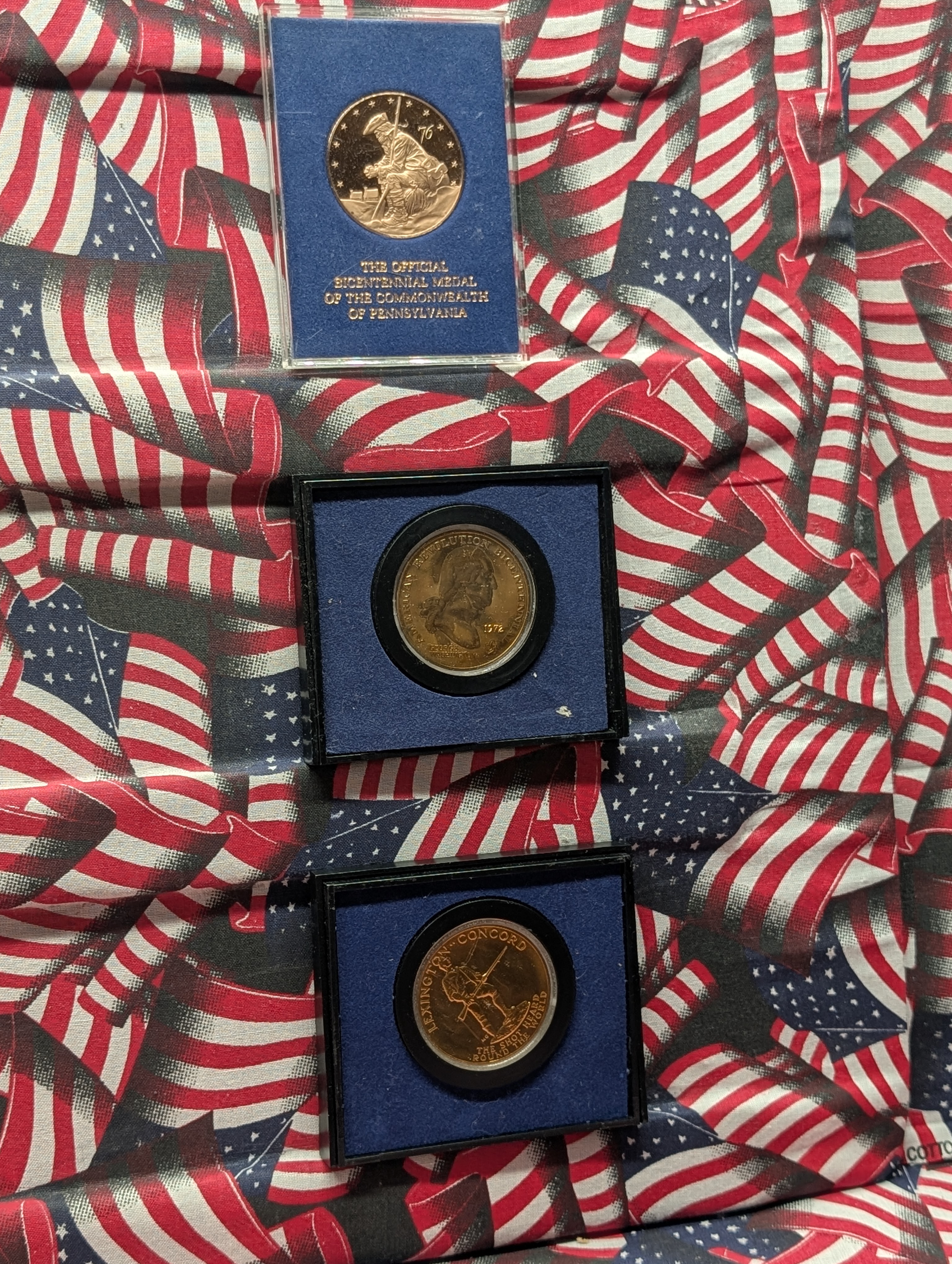 (3) Bicentennial Commemorative Medals