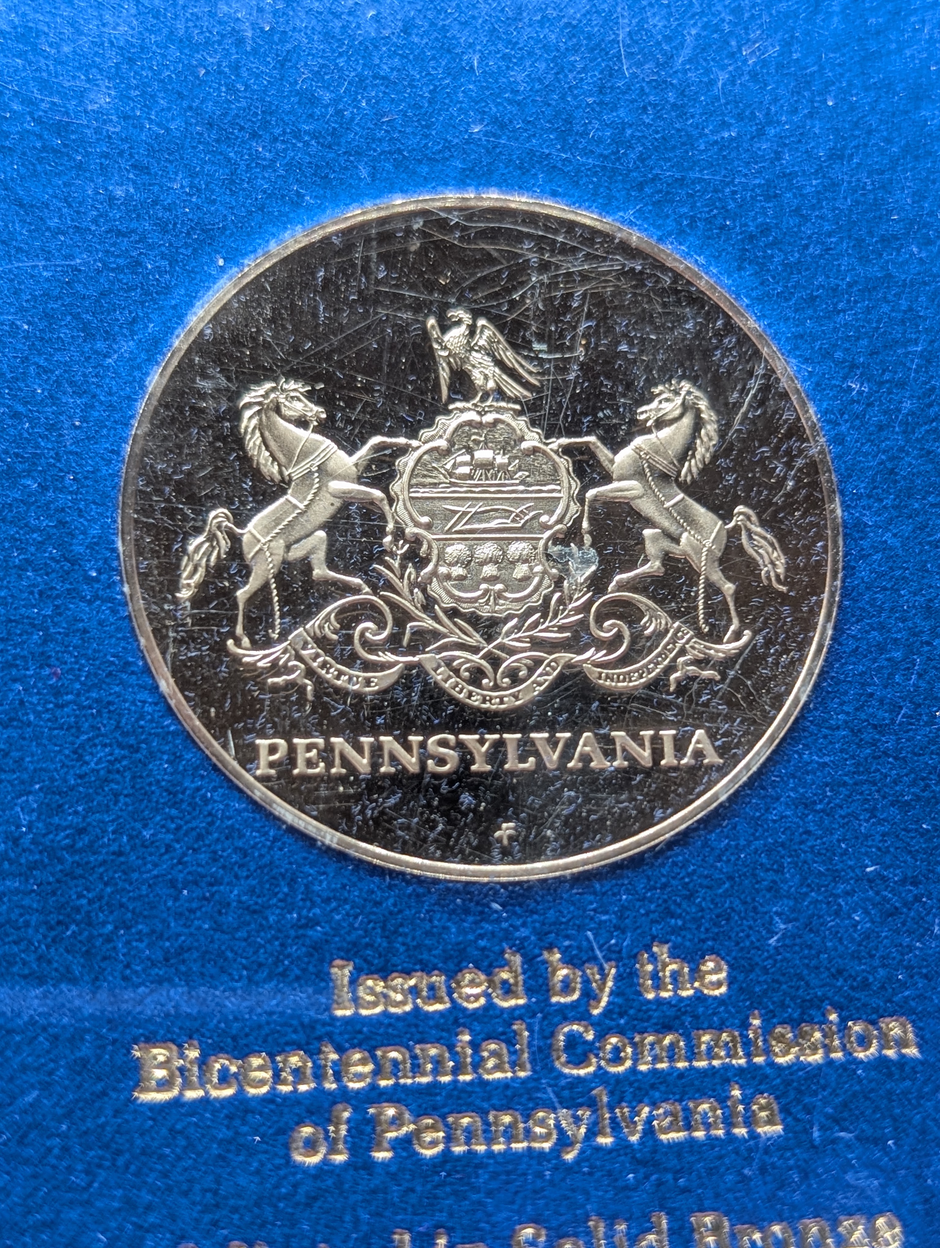 (3) Bicentennial Commemorative Medals