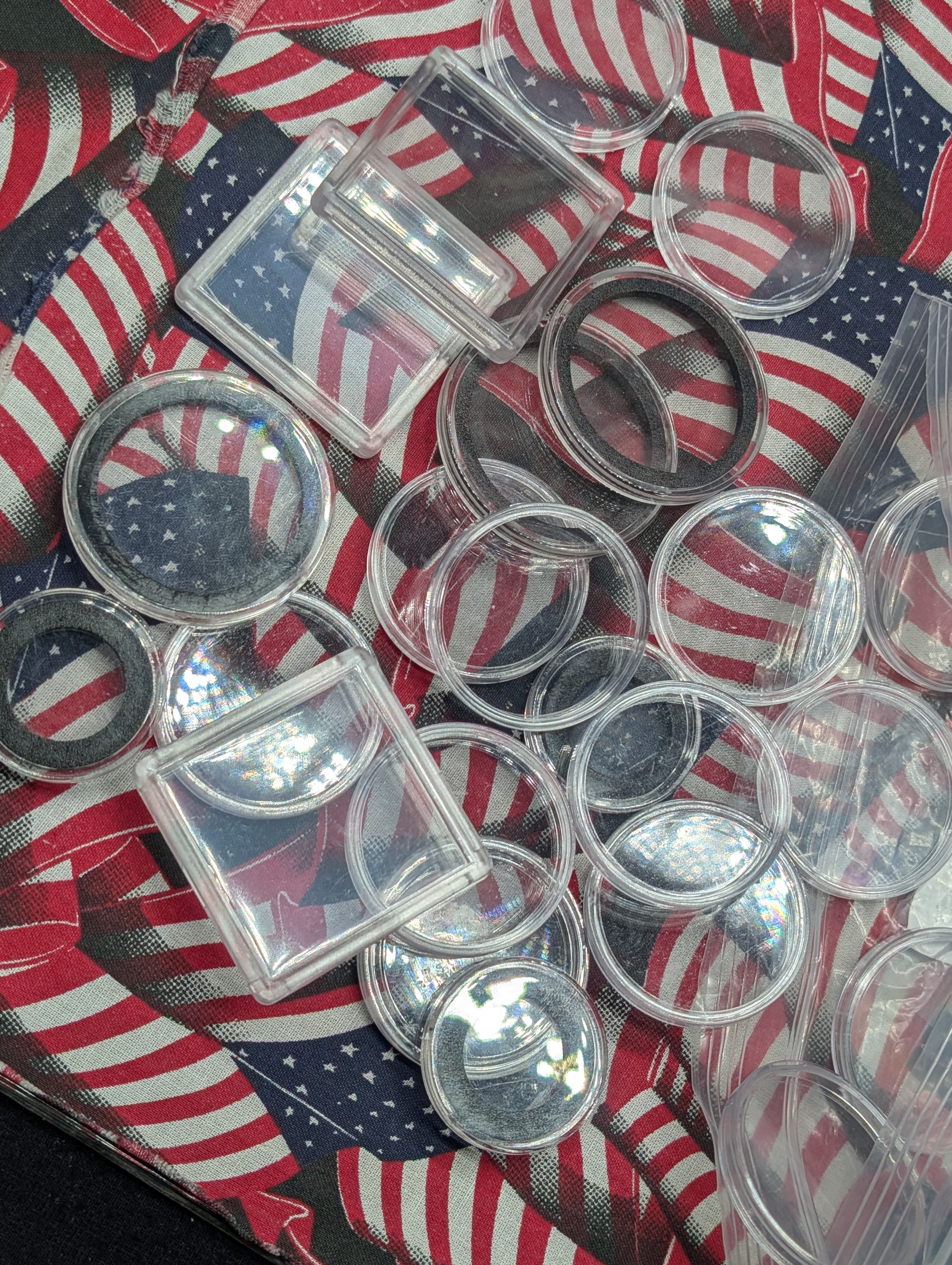 *EMPTY* Collection of 175+ Coin Collector's Capsules - No Coins