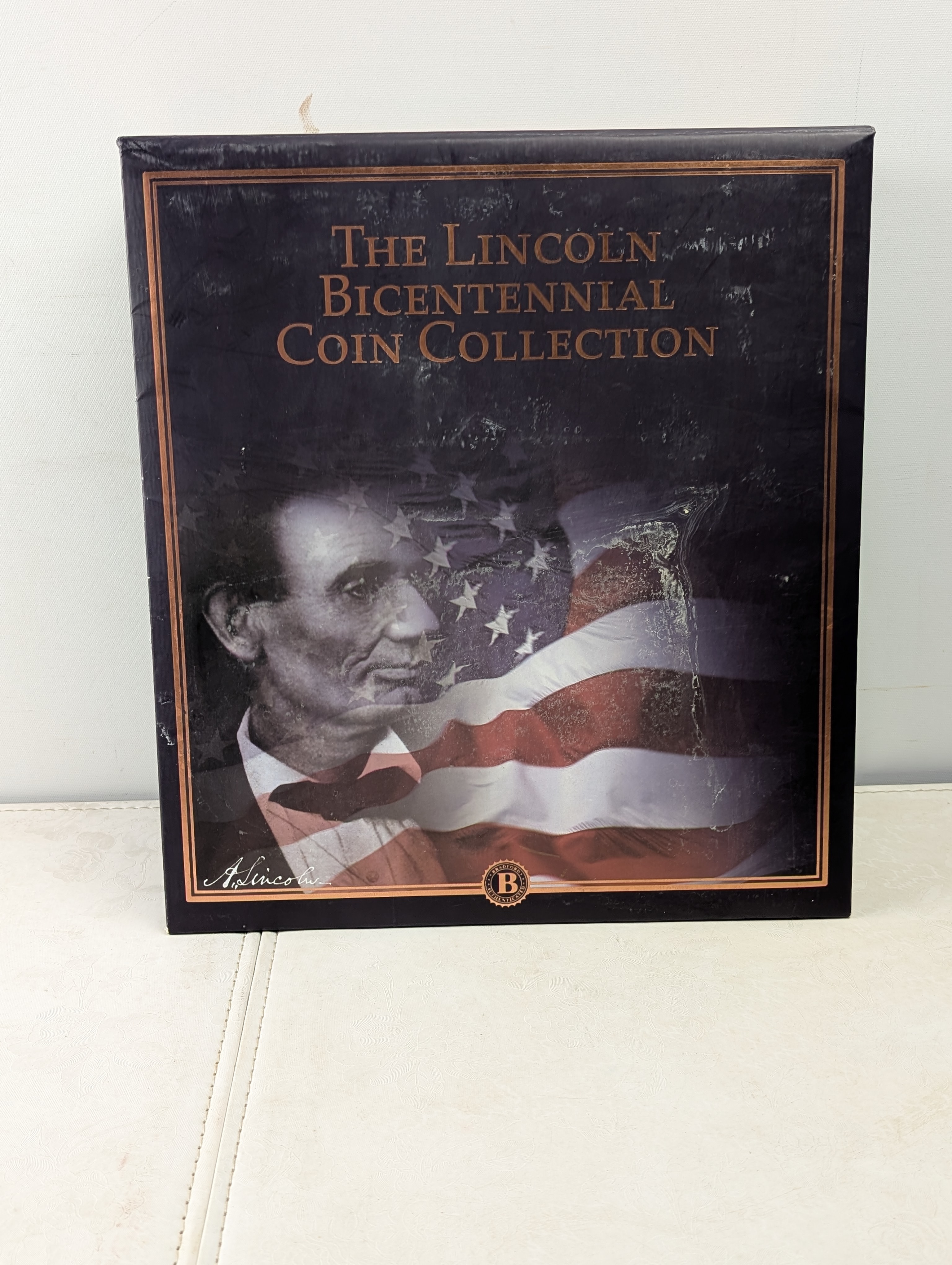 Lincoln Bicentennial Coin Collection in Information Album - Various 1944-2009 Lincoln Cents - 18 Coins