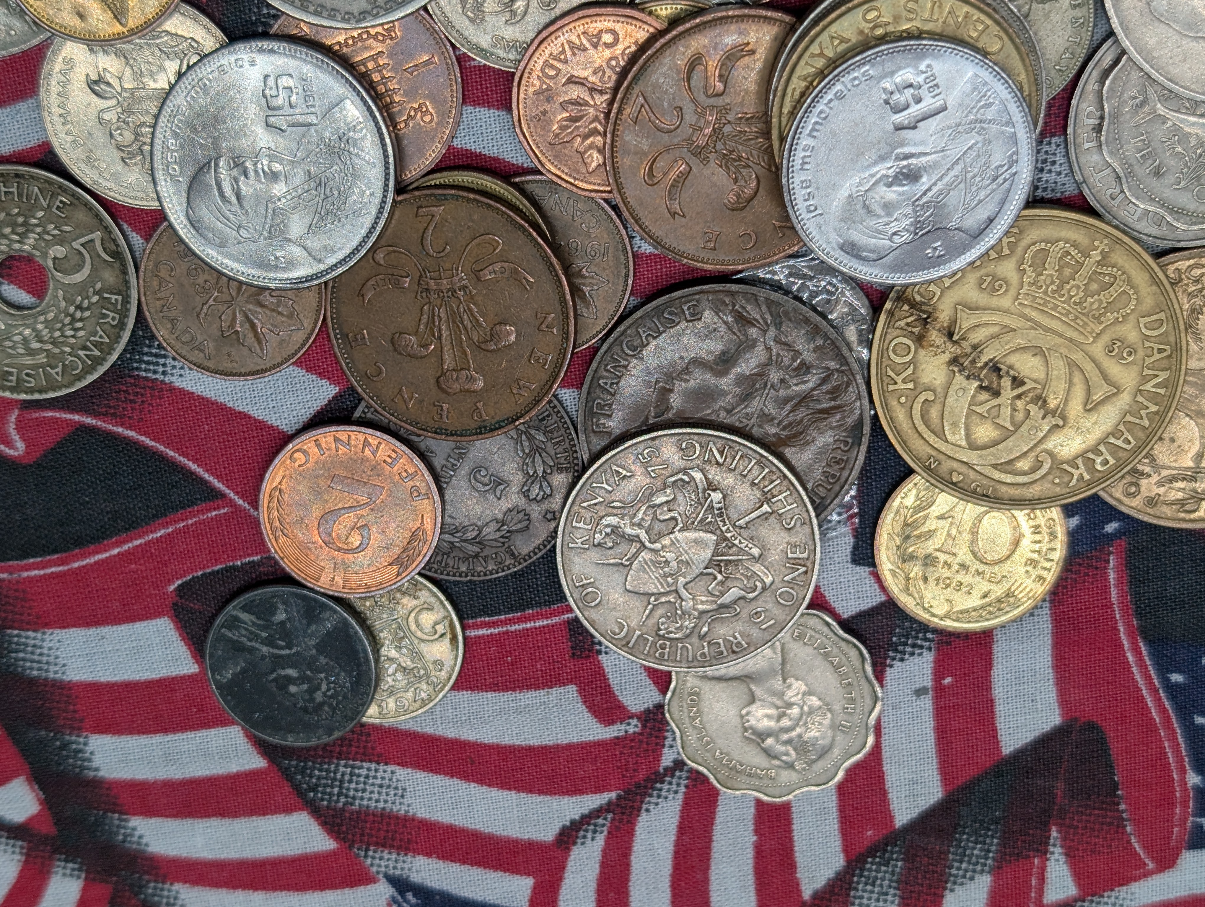 16+ Oz. Of Unsearched Foreign Coins - A Glance Shows Some Silver