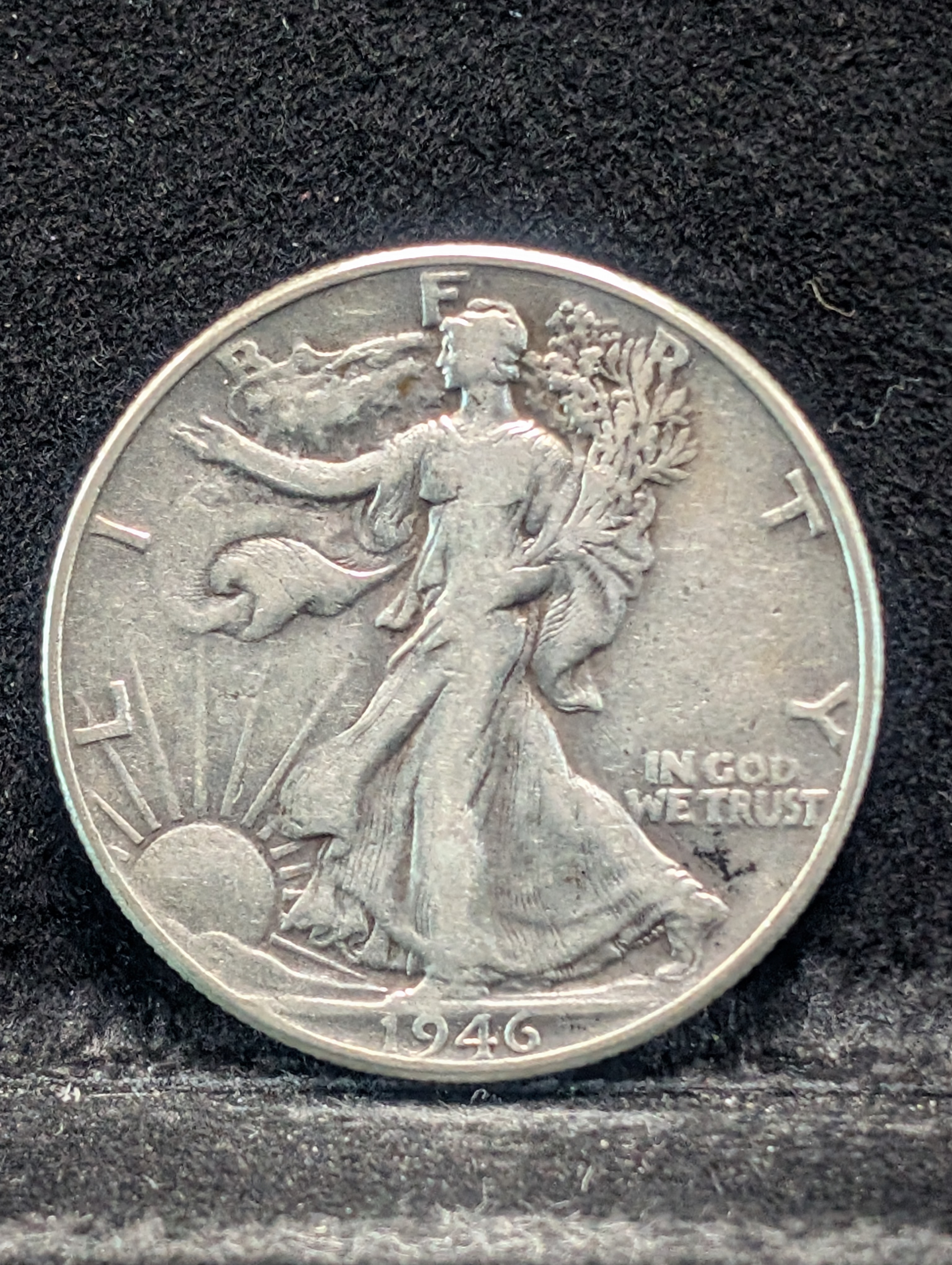 1946-P Walking Liberty Half Dollar, 90% Silver