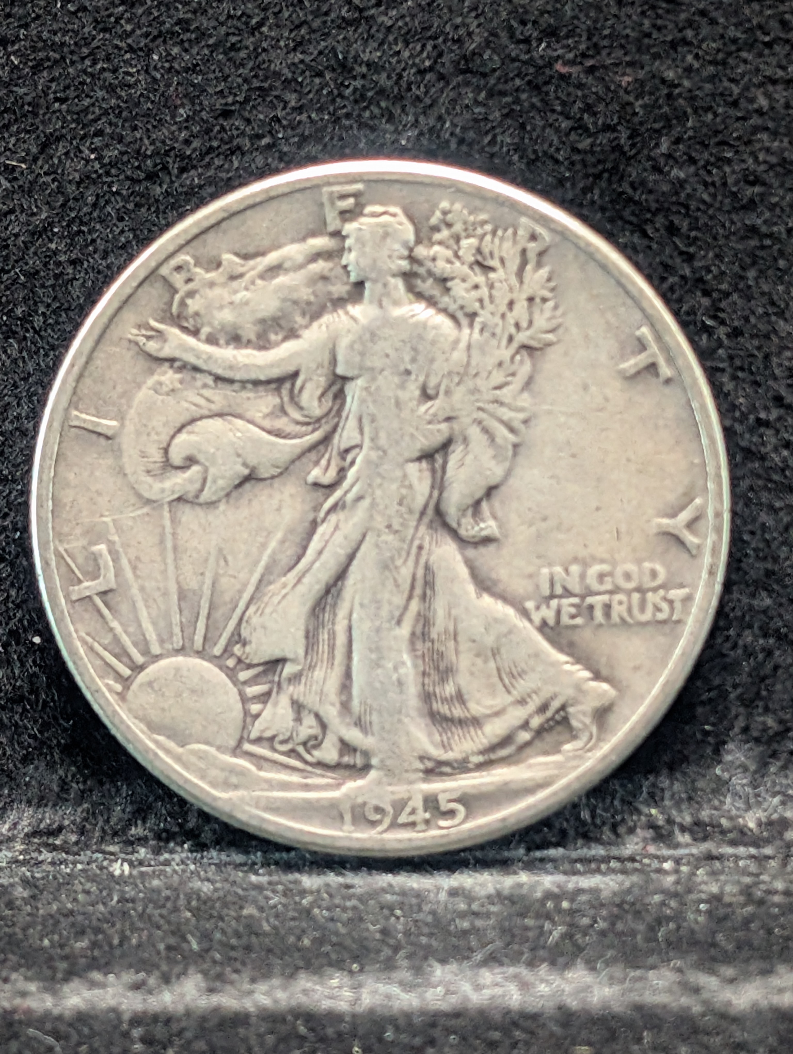 1945-P Walking Liberty Half Dollar , 90% Silver