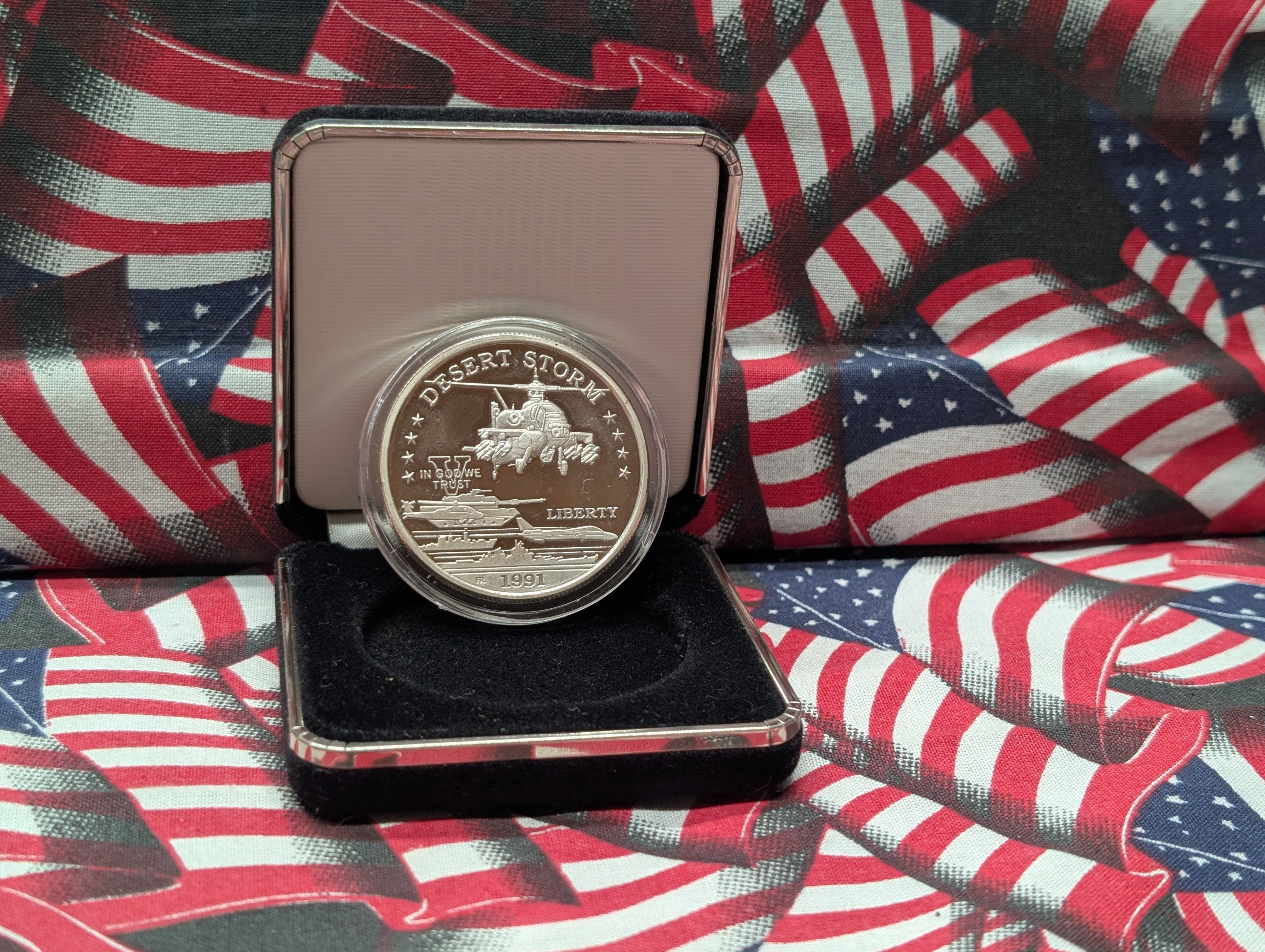 1991 Desert Storm $25 Hutt River Province, New Queensland Mint, 1 oz Silver. 999 Fine Silver w/OGP