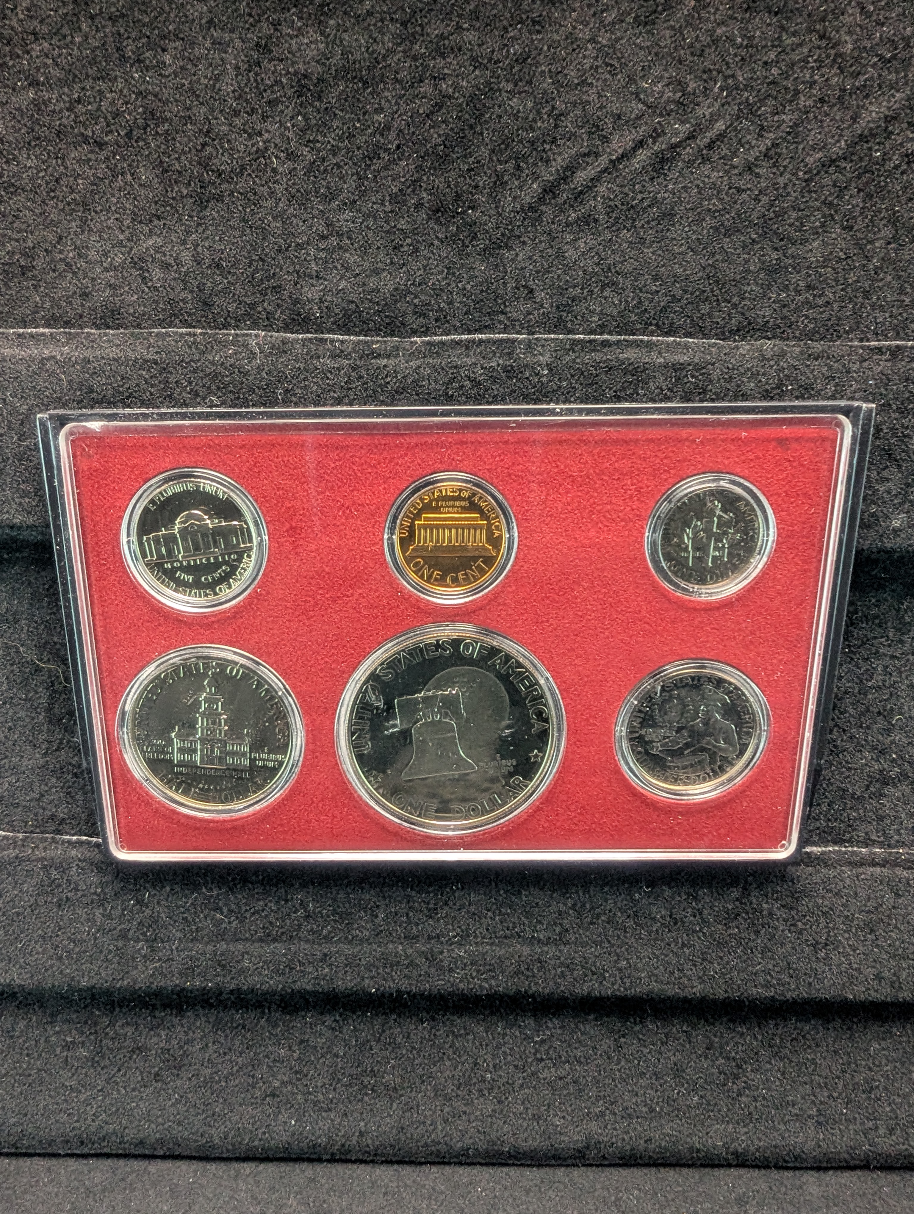 1975-S United States Proof Set - Includes Bicentennial Dollar, Half and Quarter! Top Three Coins are 1976, Botton Three are 1975 - Governmen