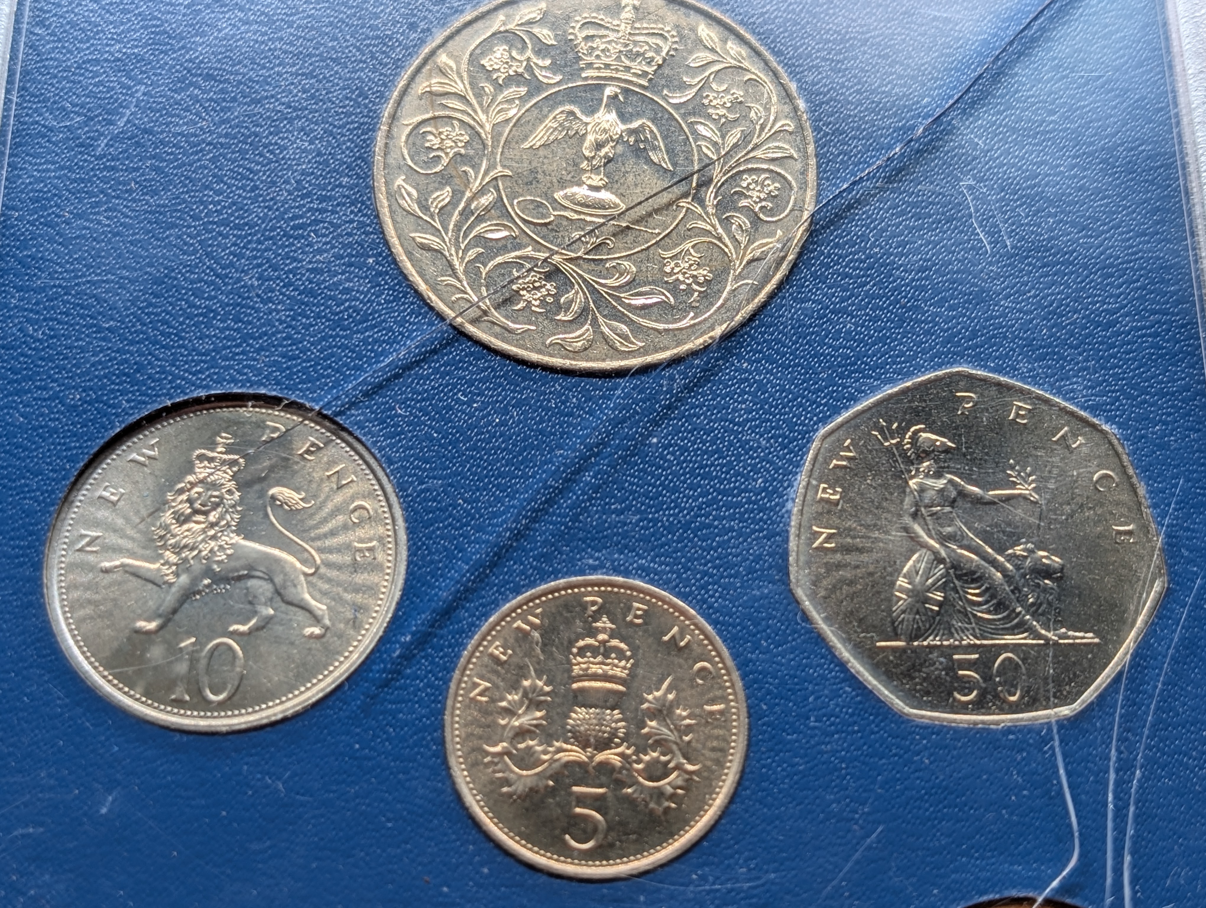 1952-1977 British Silver Jubilee Set, Case Is Cracked, Seven Coin Set.