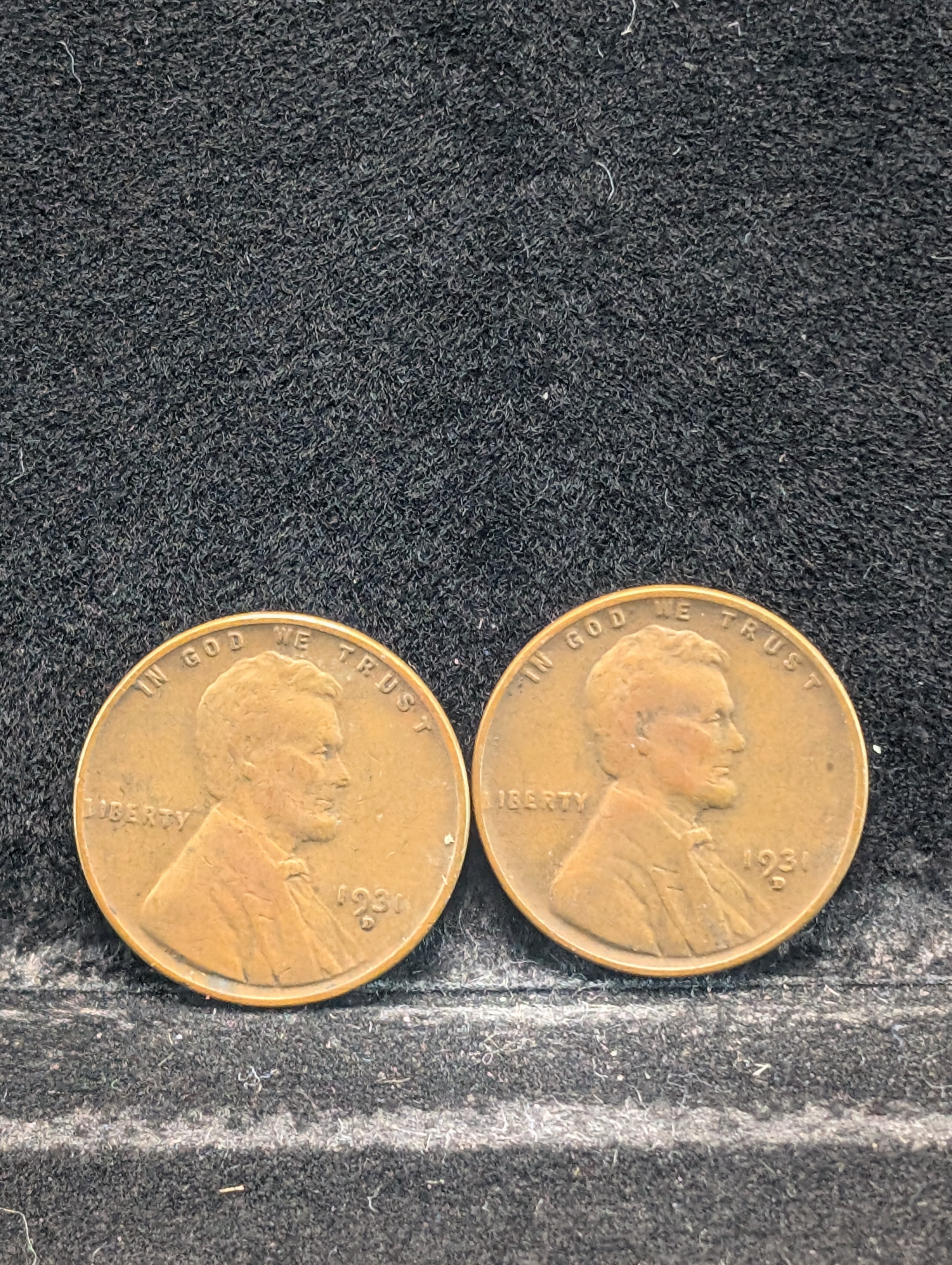 (2) 1931-D Lincoln Wheat Cents