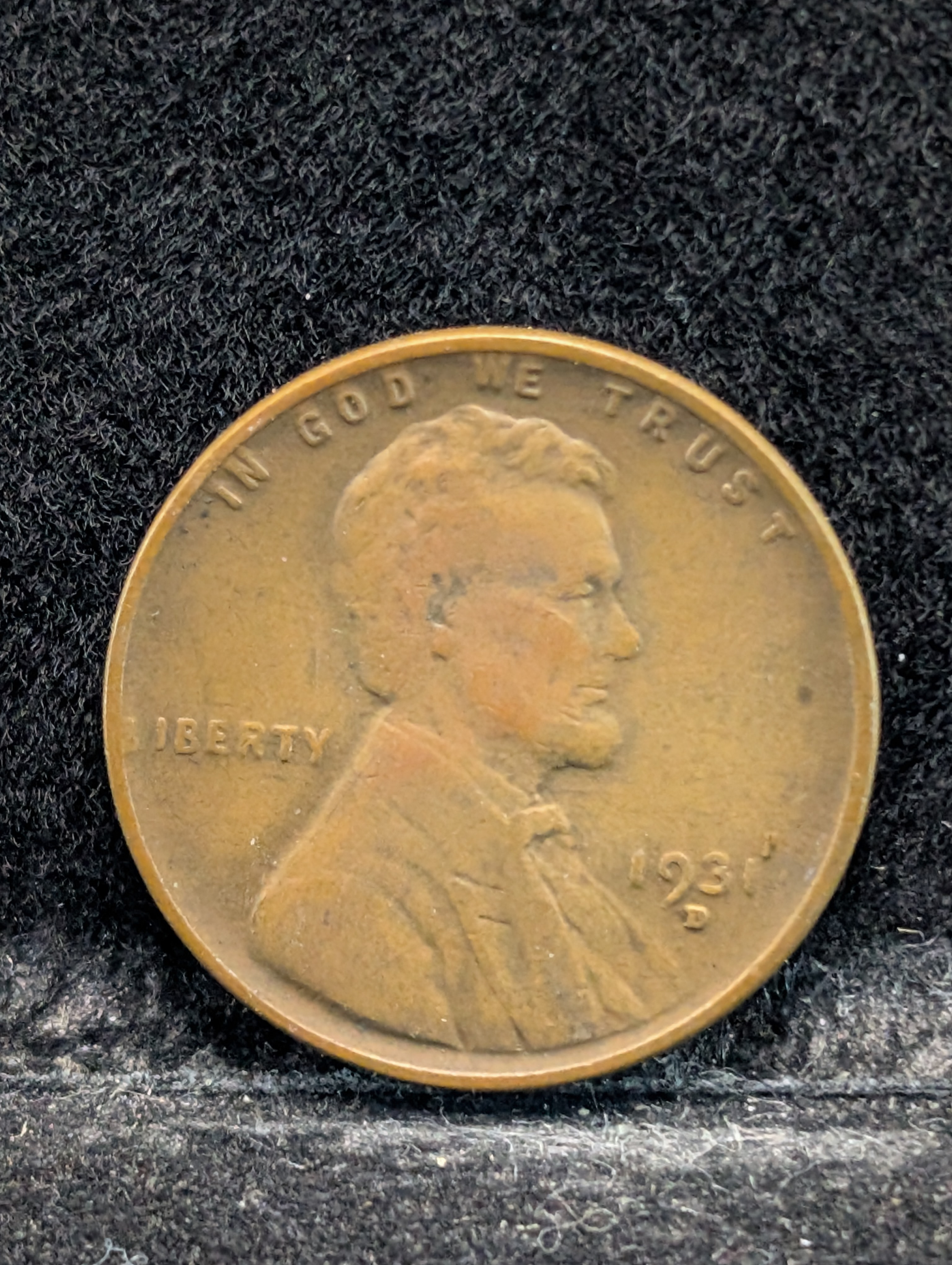 (2) 1931-D Lincoln Wheat Cents