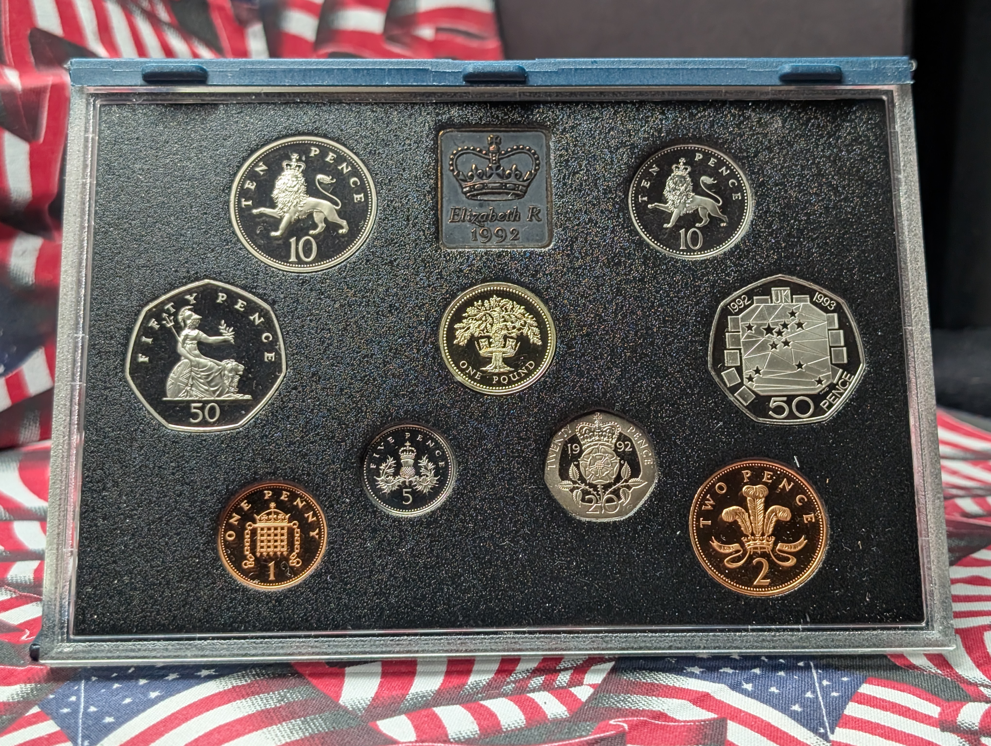 1992 United Kingdom Proof Coin Collection, w/OGP & COA by Royal Mint, Contains Specially Struck Proof-Finish Coins Issued for the Year, Nine