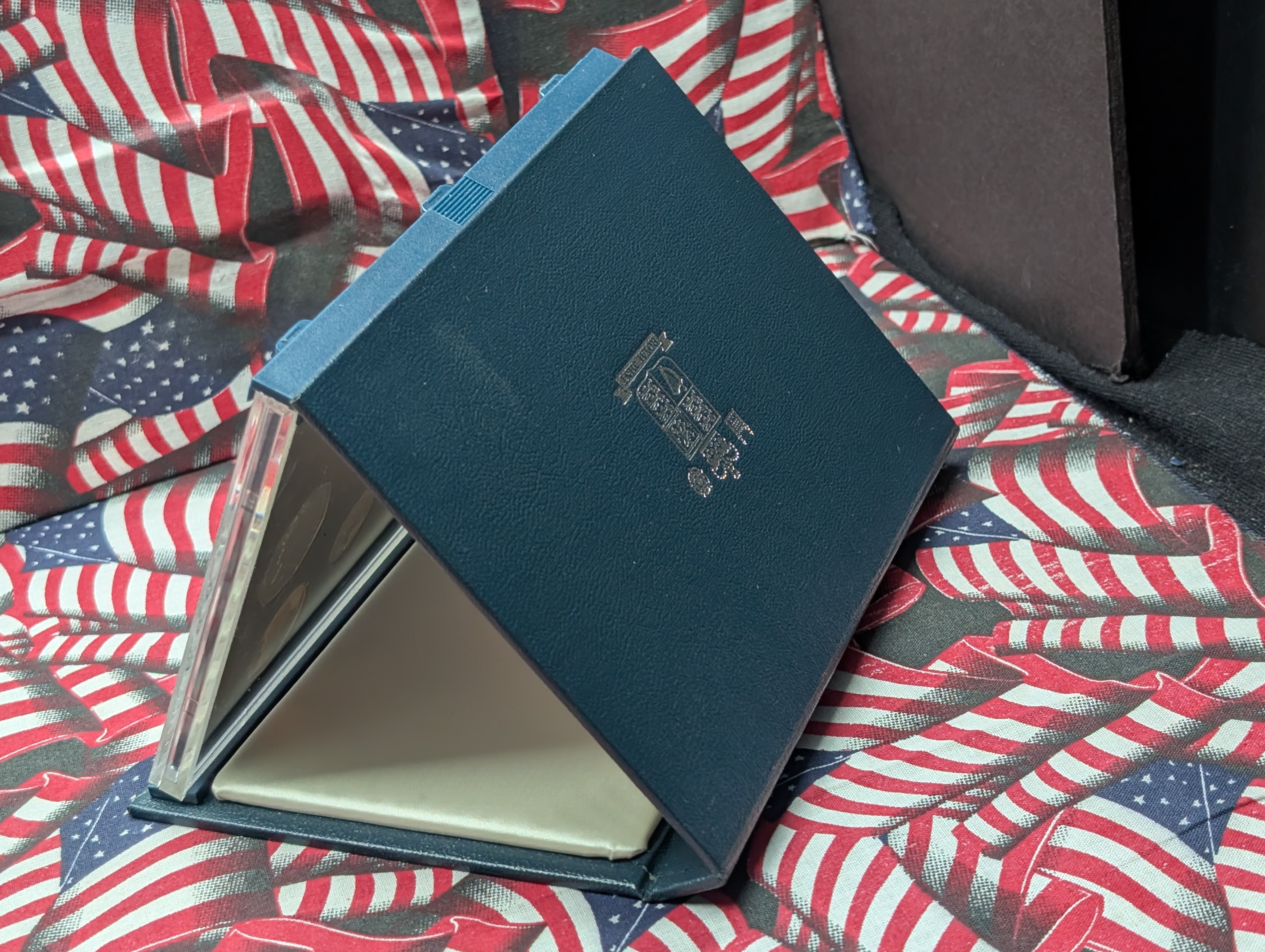 1992 United Kingdom Proof Coin Collection, w/OGP & COA by Royal Mint, Contains Specially Struck Proof-Finish Coins Issued for the Year, Nine