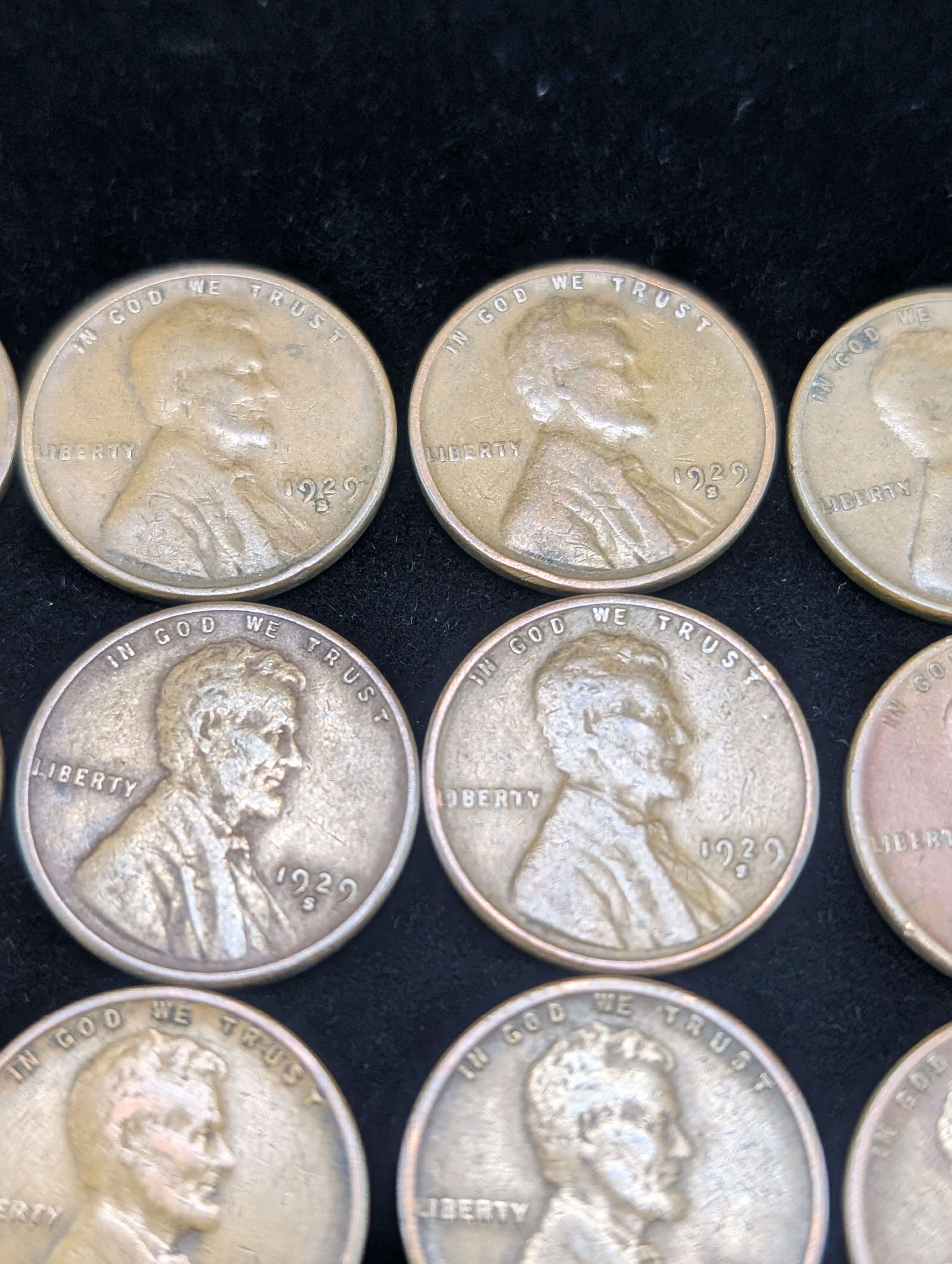 (20) 1929-S Lincoln Wheat Cents