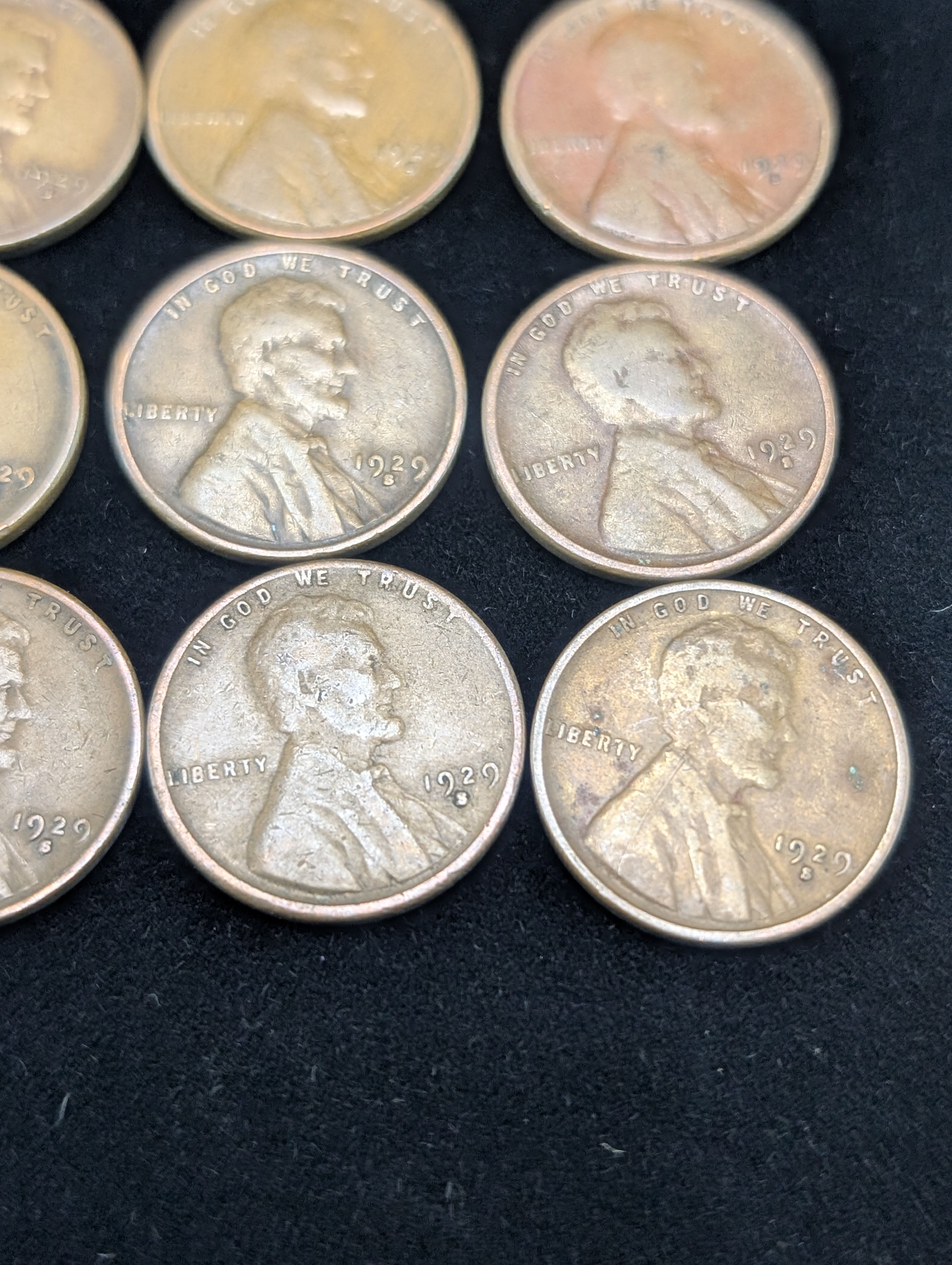 (20) 1929-S Lincoln Wheat Cents