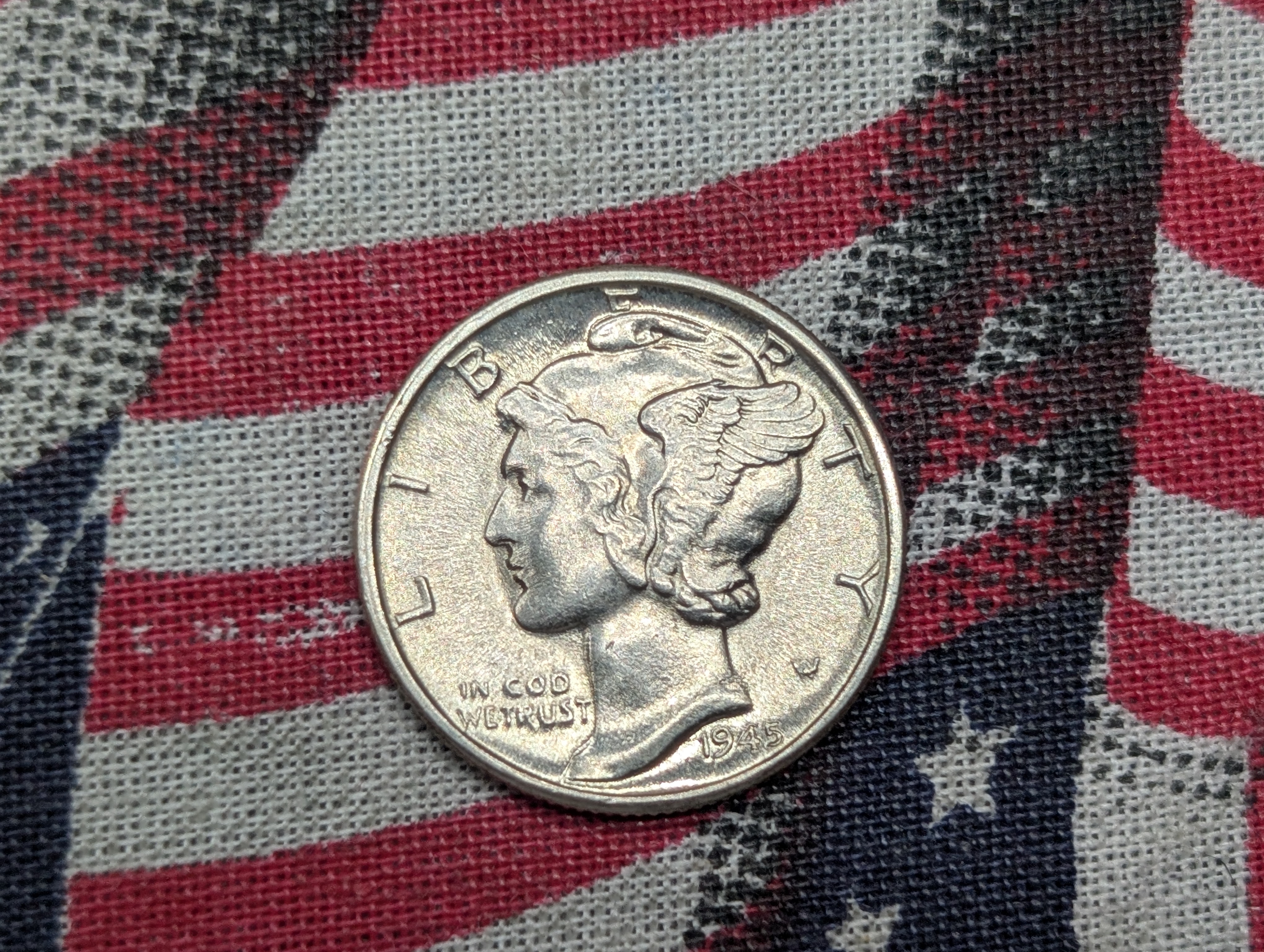 1945-D Mercury 90% Silver Dime - full bands