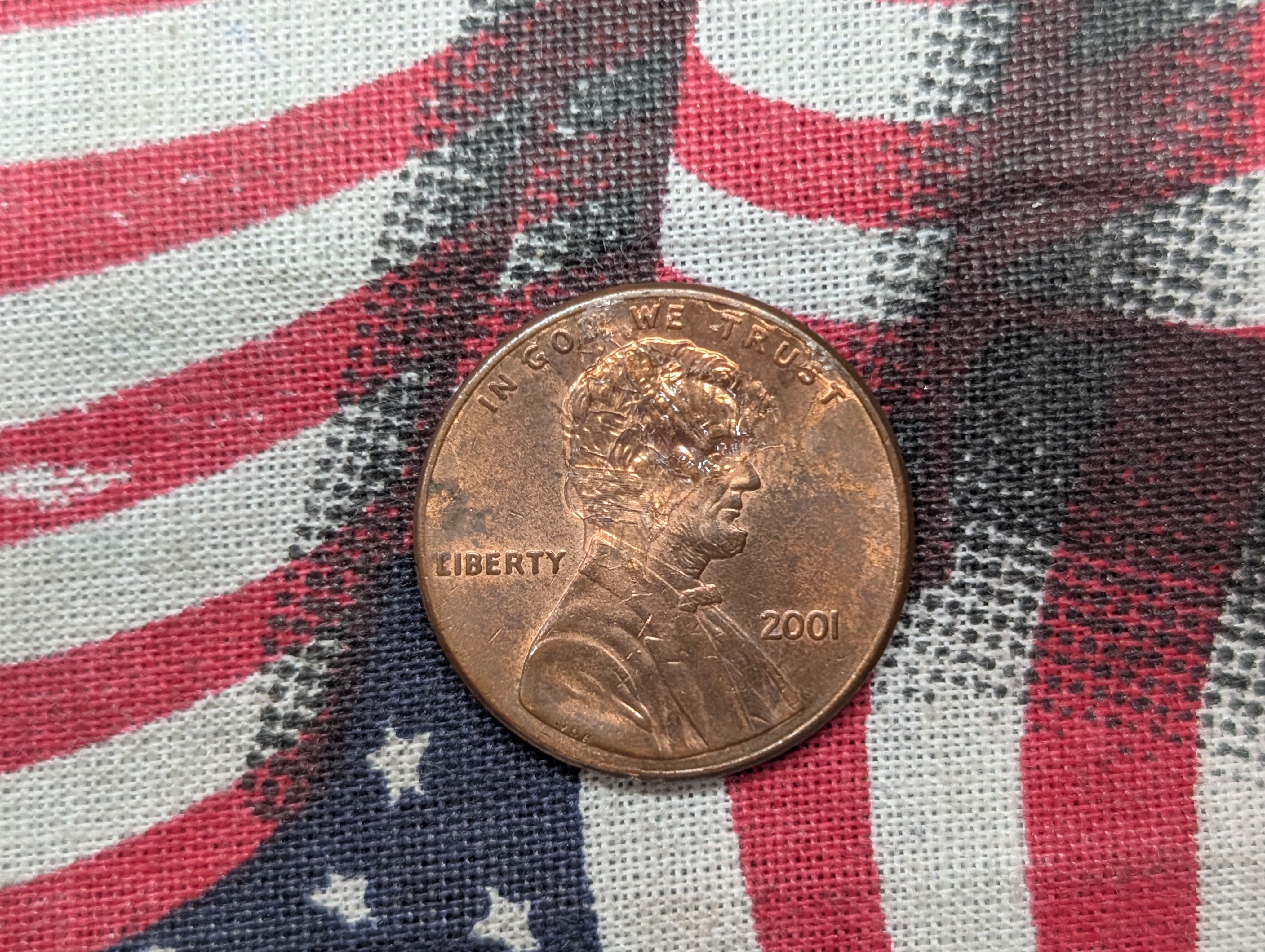 2001 Lincoln Cent with Strong Clashed Dies ERROR