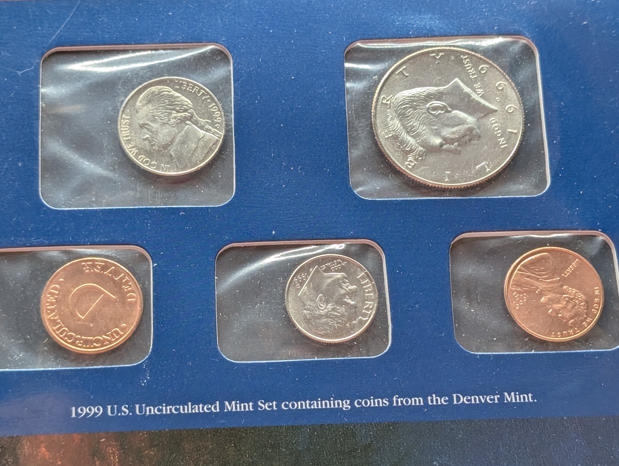 1999 P & D U.S. Uncirculated Mint Sets With Stamps (NO QUARTERS)