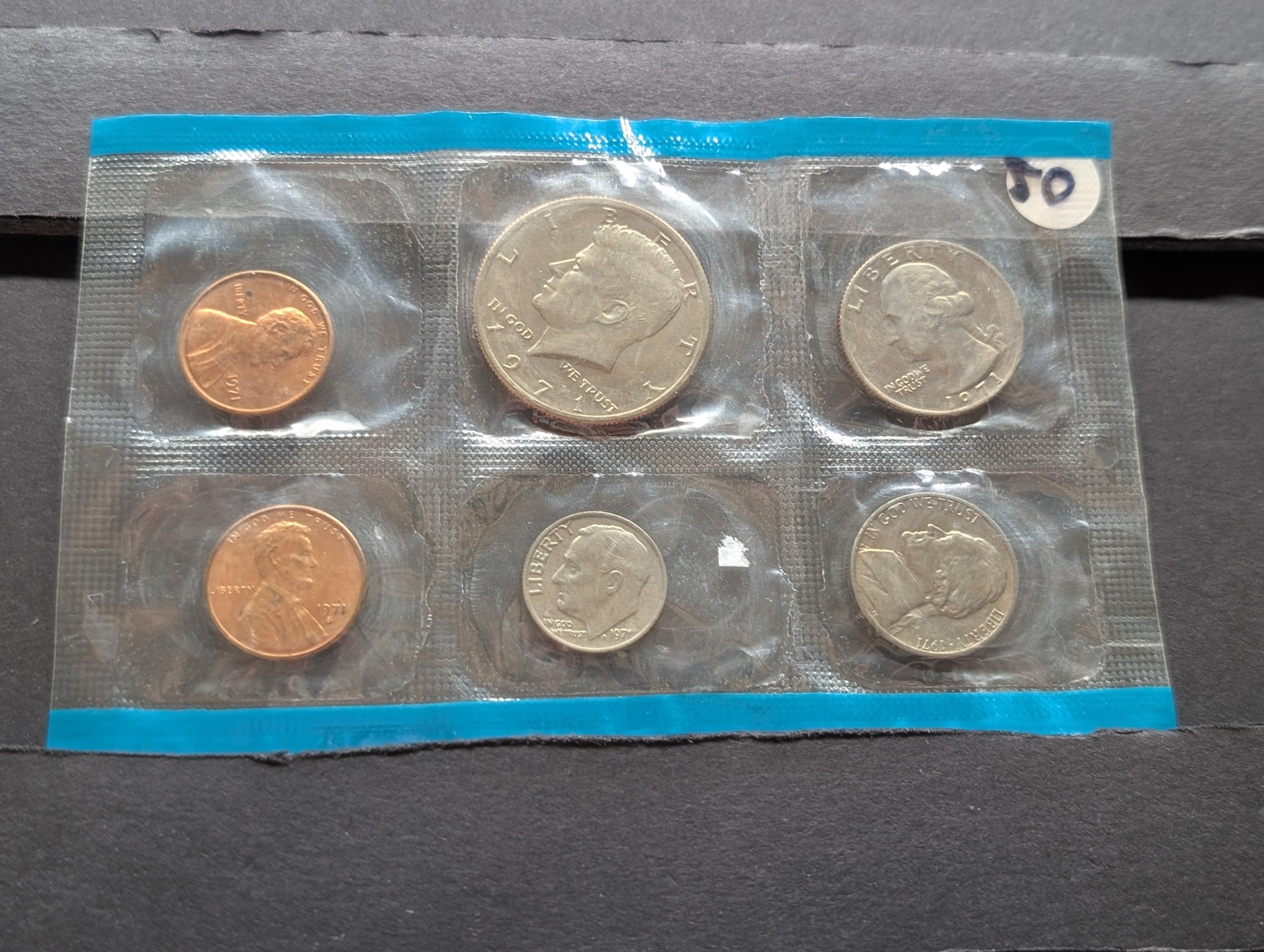 1971-P Only U.S. Uncirculated Mint Set W/ "S" Mint Mark Cent - No Envelope