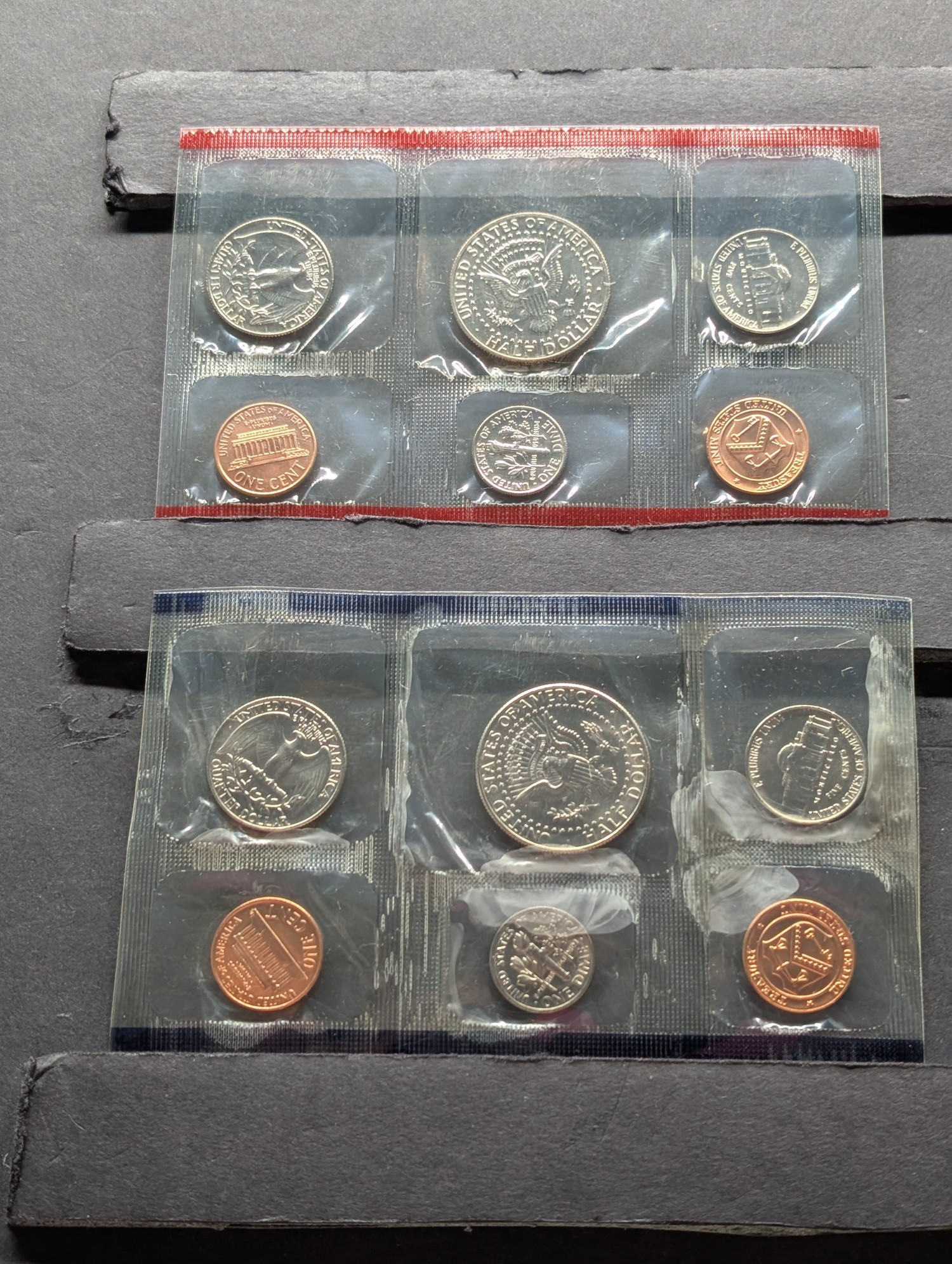 1990 P & D U.S. Mint Uncirculated Coin Set In OGP w/COA