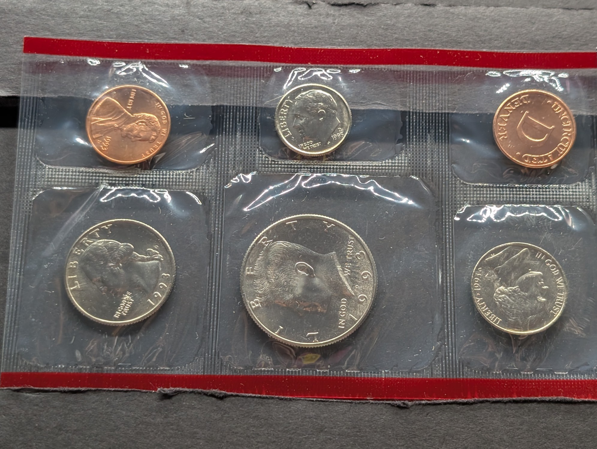 1993 P & D U.S. Mint Uncirculated Coin Set In OGP w/COA