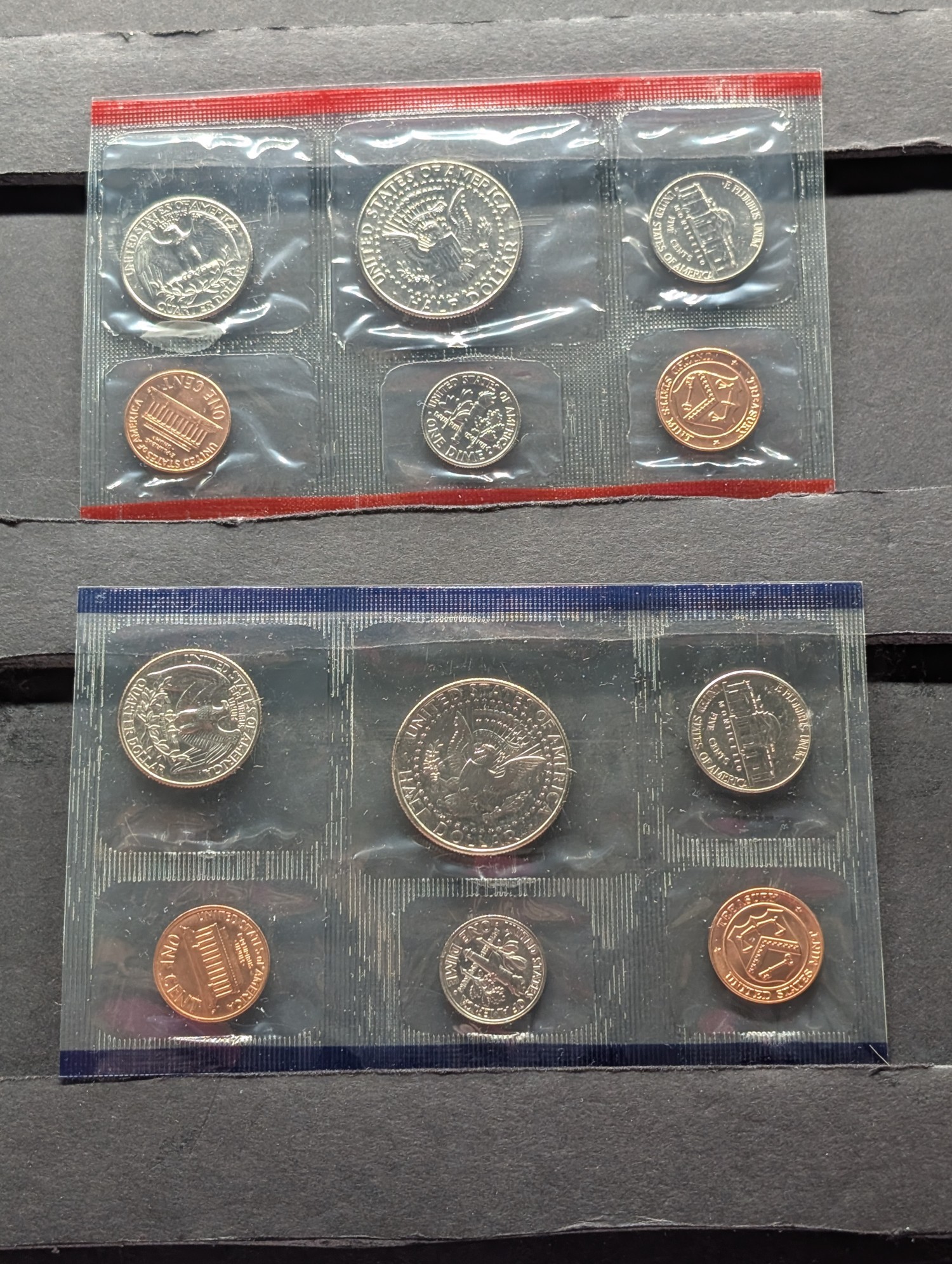1998 P & D U.S. Mint Uncirculated Coin Set In OGP w/COA