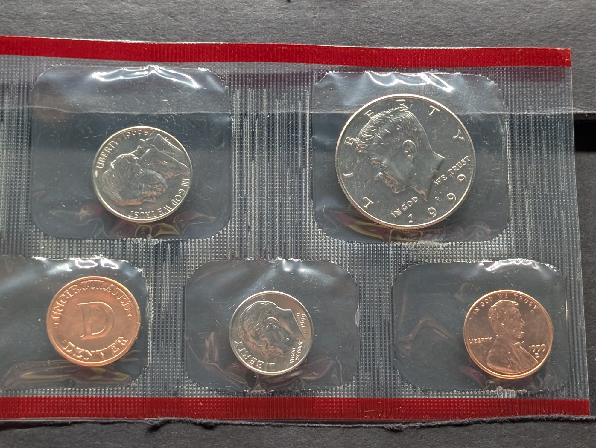 1999-D U.S. Mint Uncirculated Coin Set with State Quarters In OGP w/ COA