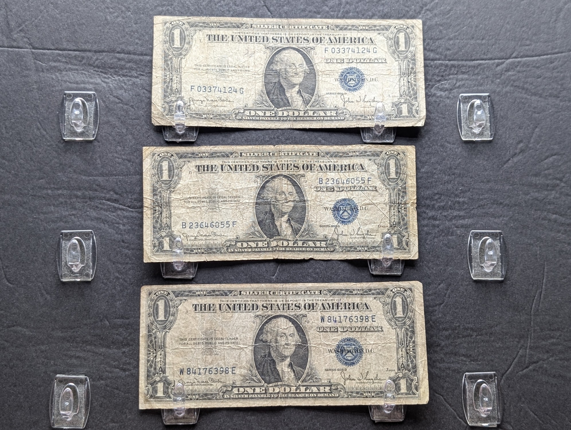 (3) 1935 D US $1 Silver Certificates