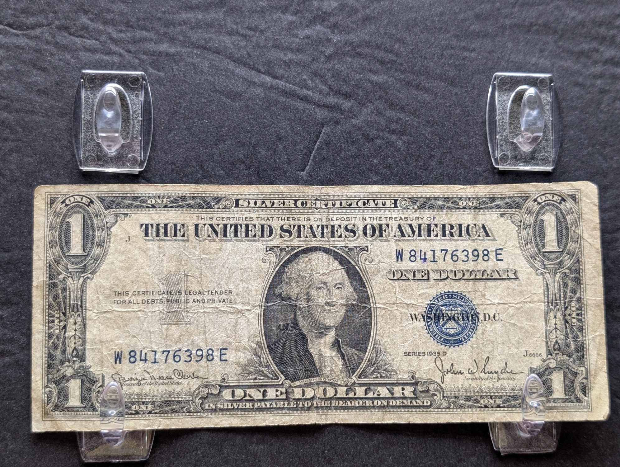 (3) 1935 D US $1 Silver Certificates