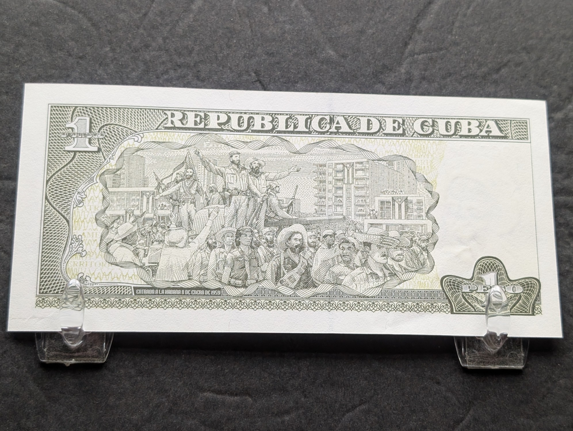 2016 Caribbean Island 1 Peso and 1989 Jamaica 5 Dollars