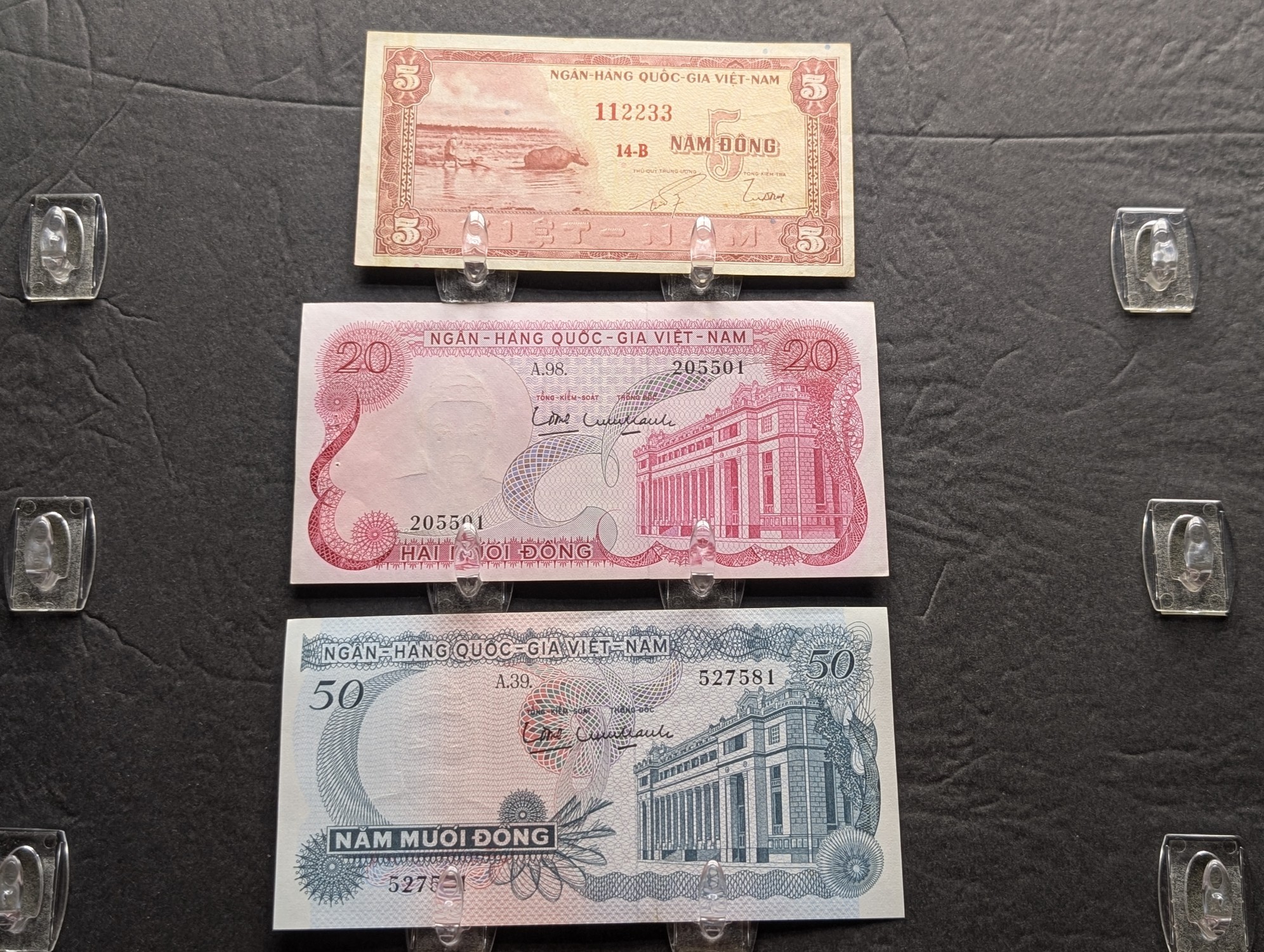 Republic of Vietnam 5, 20, and 50 D?ng Banknotes – 5 D?ng with Repeater Serial Number 112233