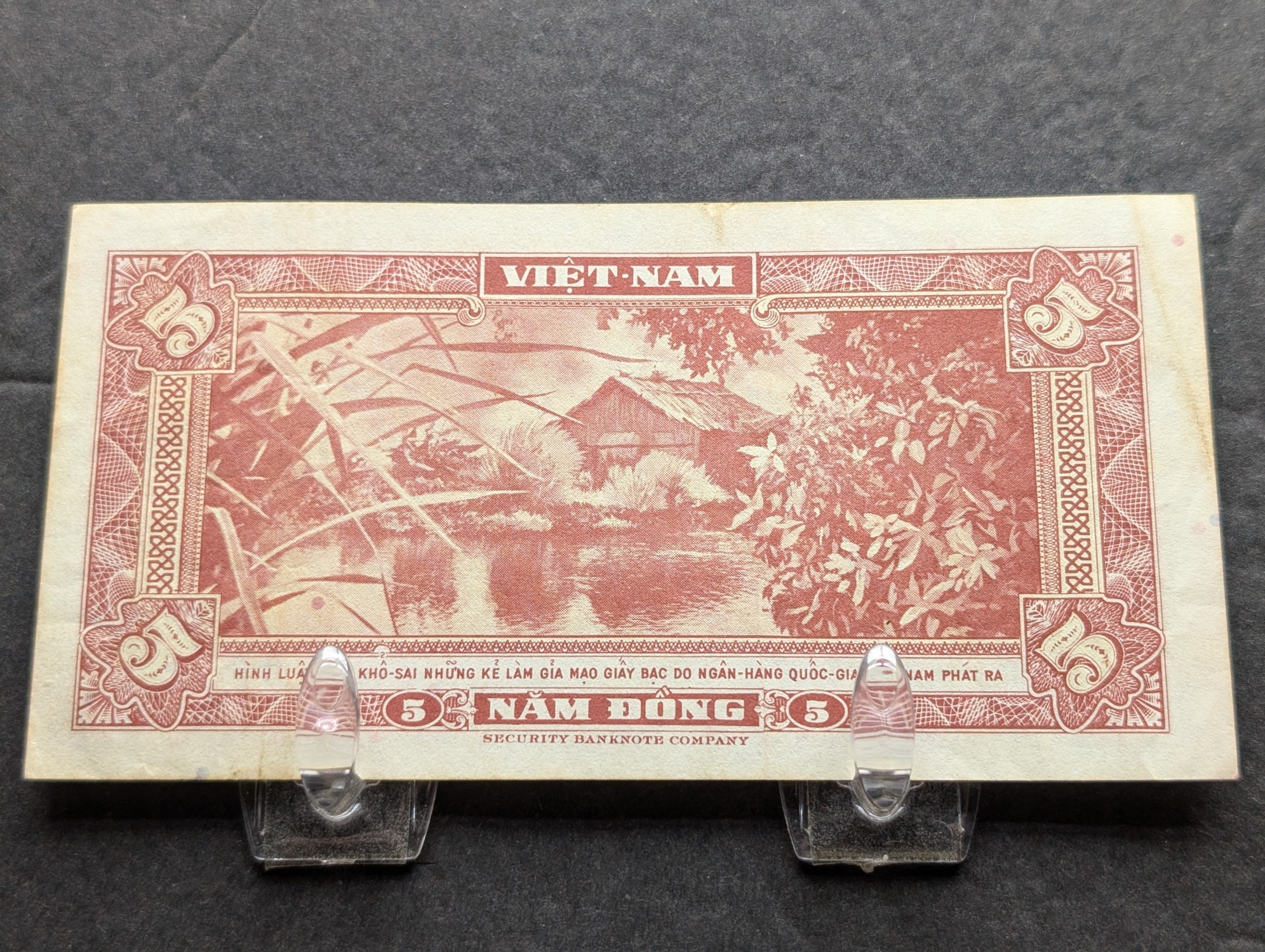 Republic of Vietnam 5, 20, and 50 D?ng Banknotes – 5 D?ng with Repeater Serial Number 112233