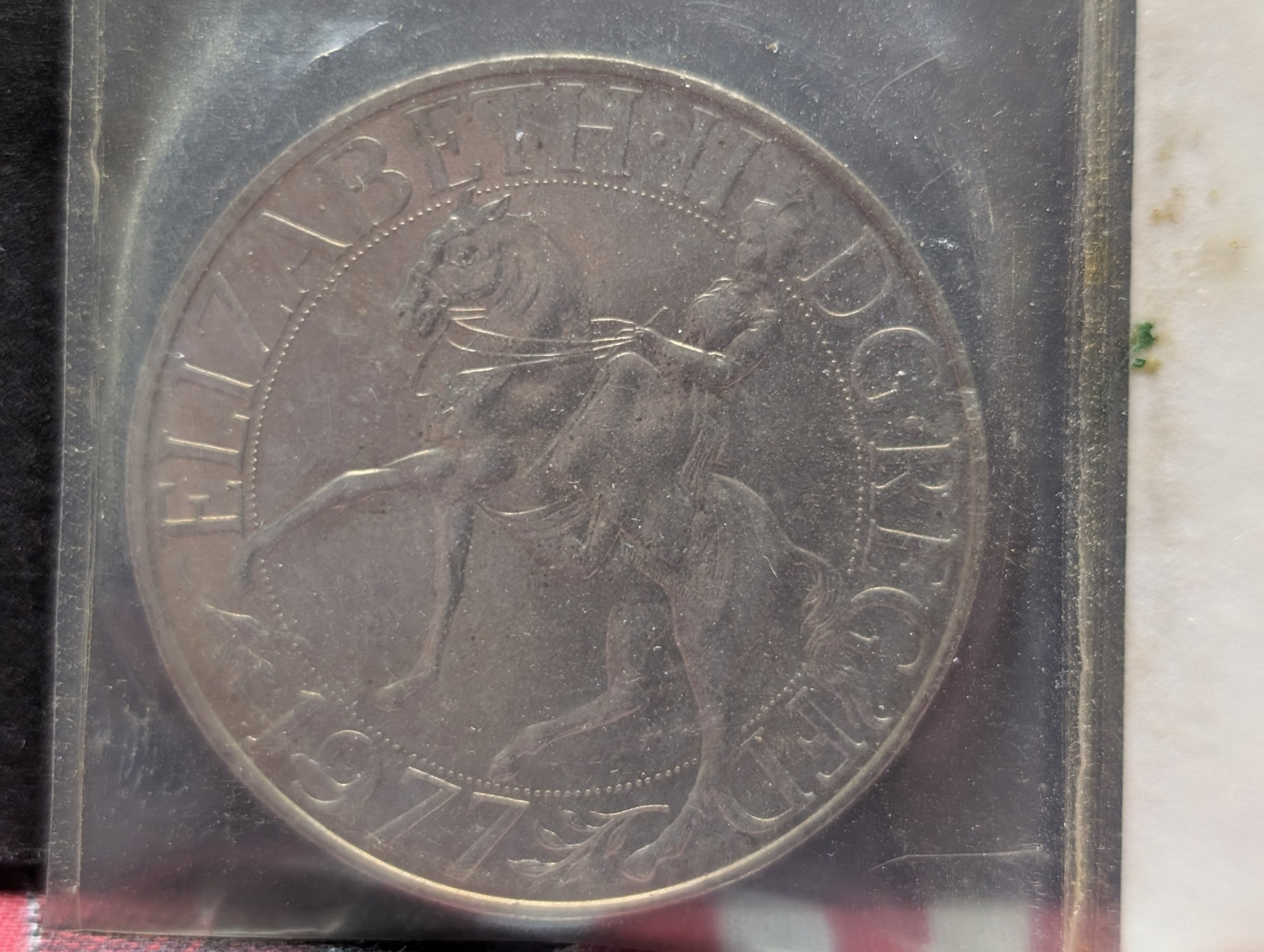 1977 United Kingdom Silver Jubilee Commemorative Crown - No Silver Content