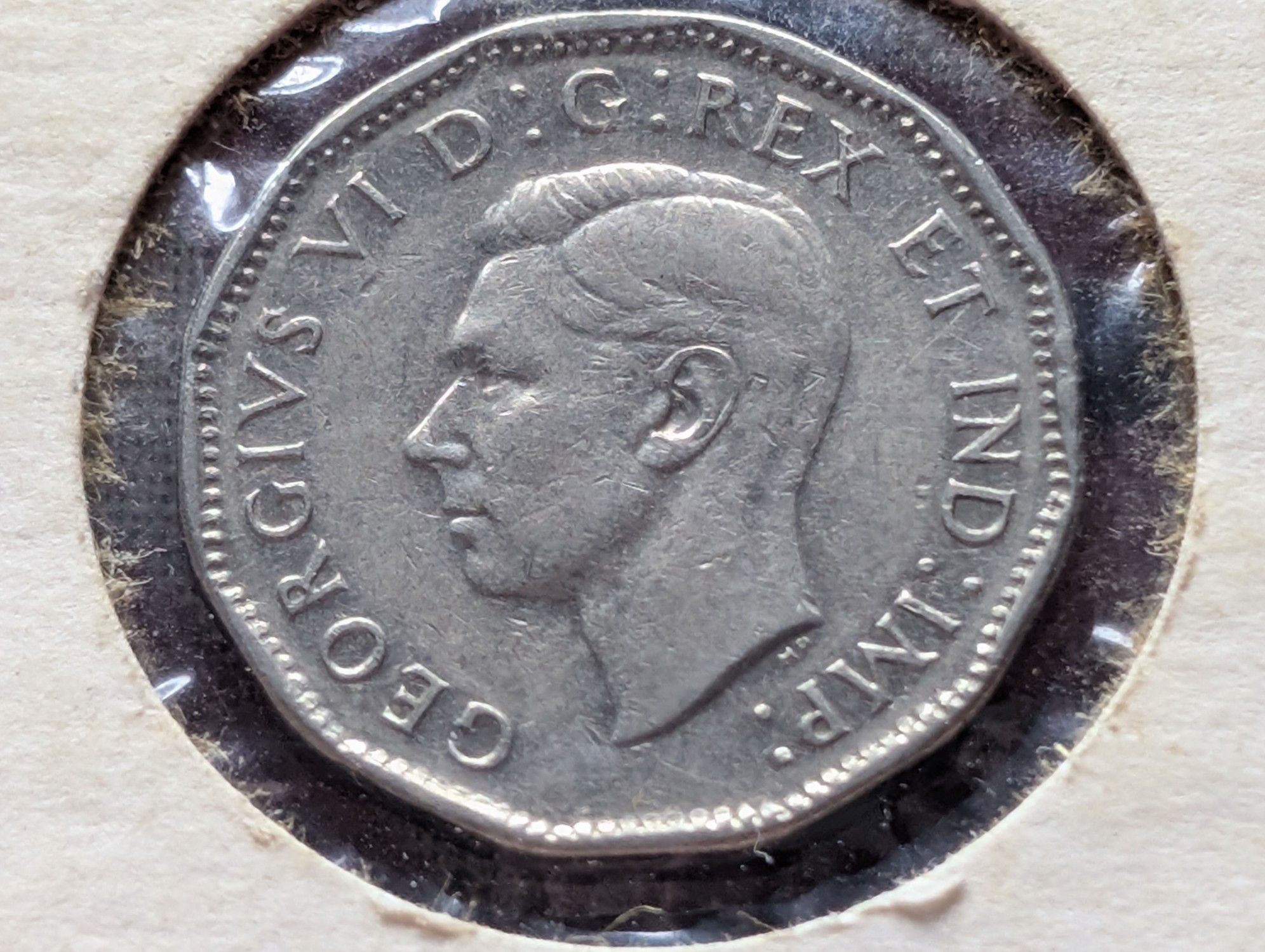 (2) 1947 Canada 5 Cents, Maple Leaf Variety