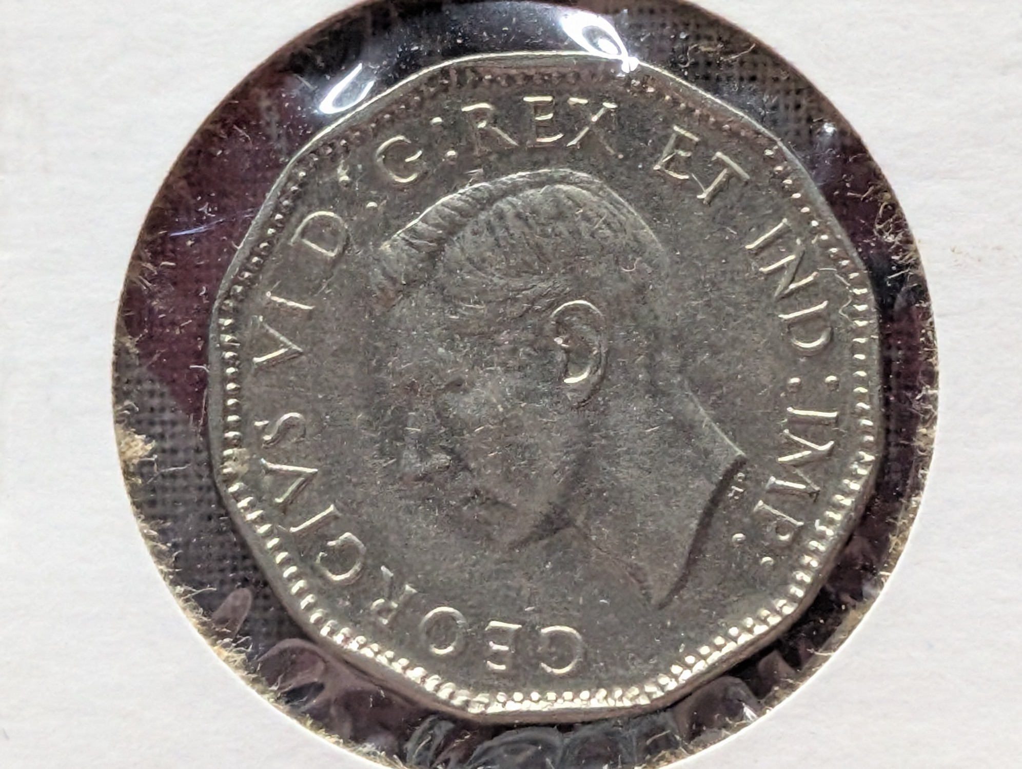 (2) 1947 Canada 5 Cents, Maple Leaf Variety