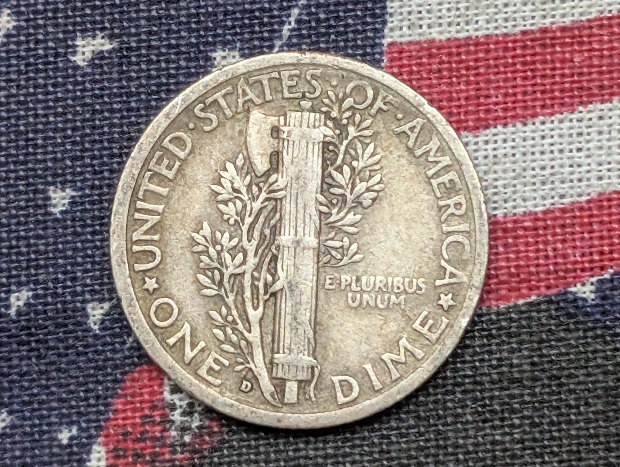 1928-D Mercury 90% Silver Dime - Fine!