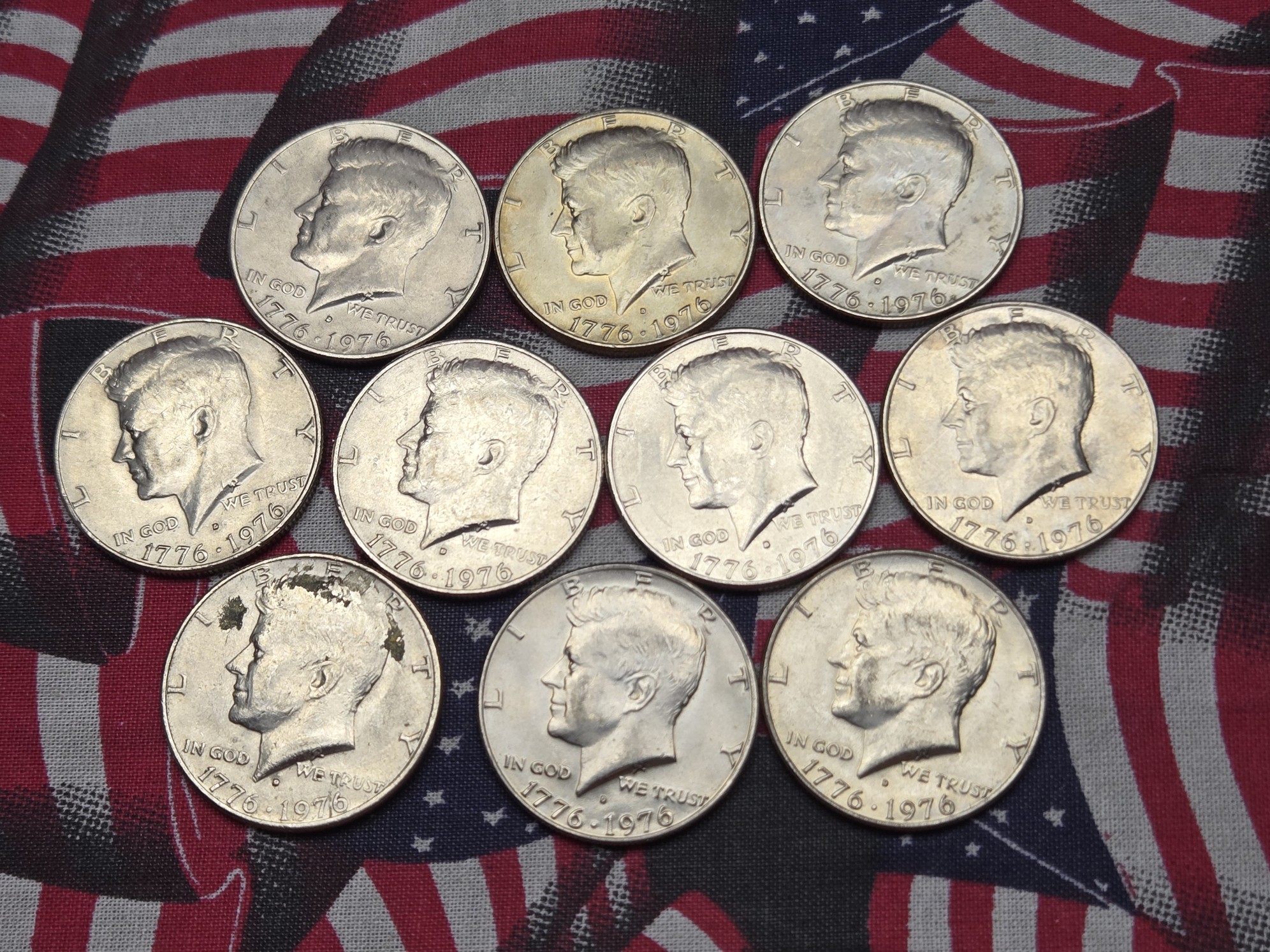 (10) 1976-D Bicentennial Kennedy Half Dollars