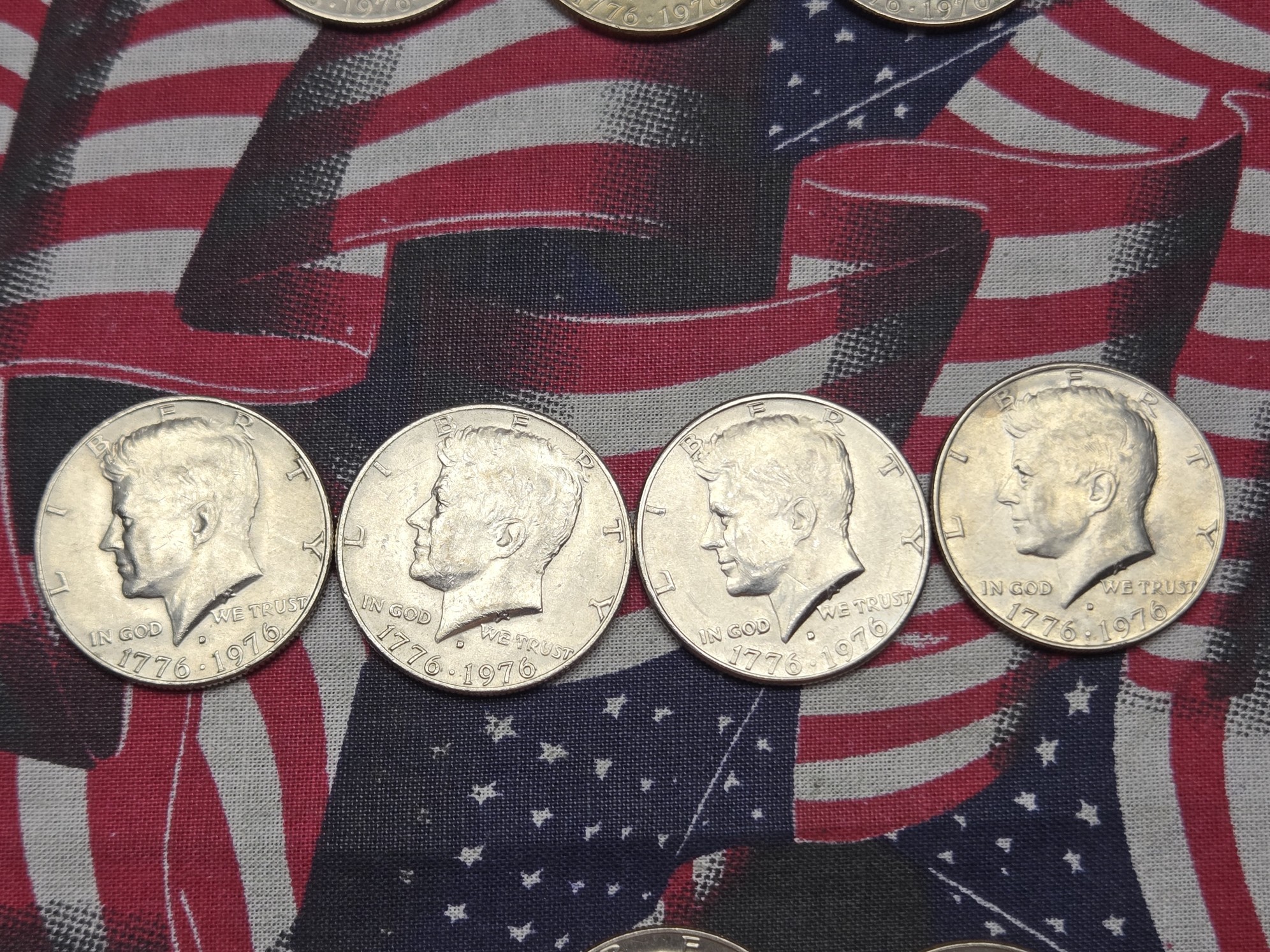 (10) 1976-D Bicentennial Kennedy Half Dollars