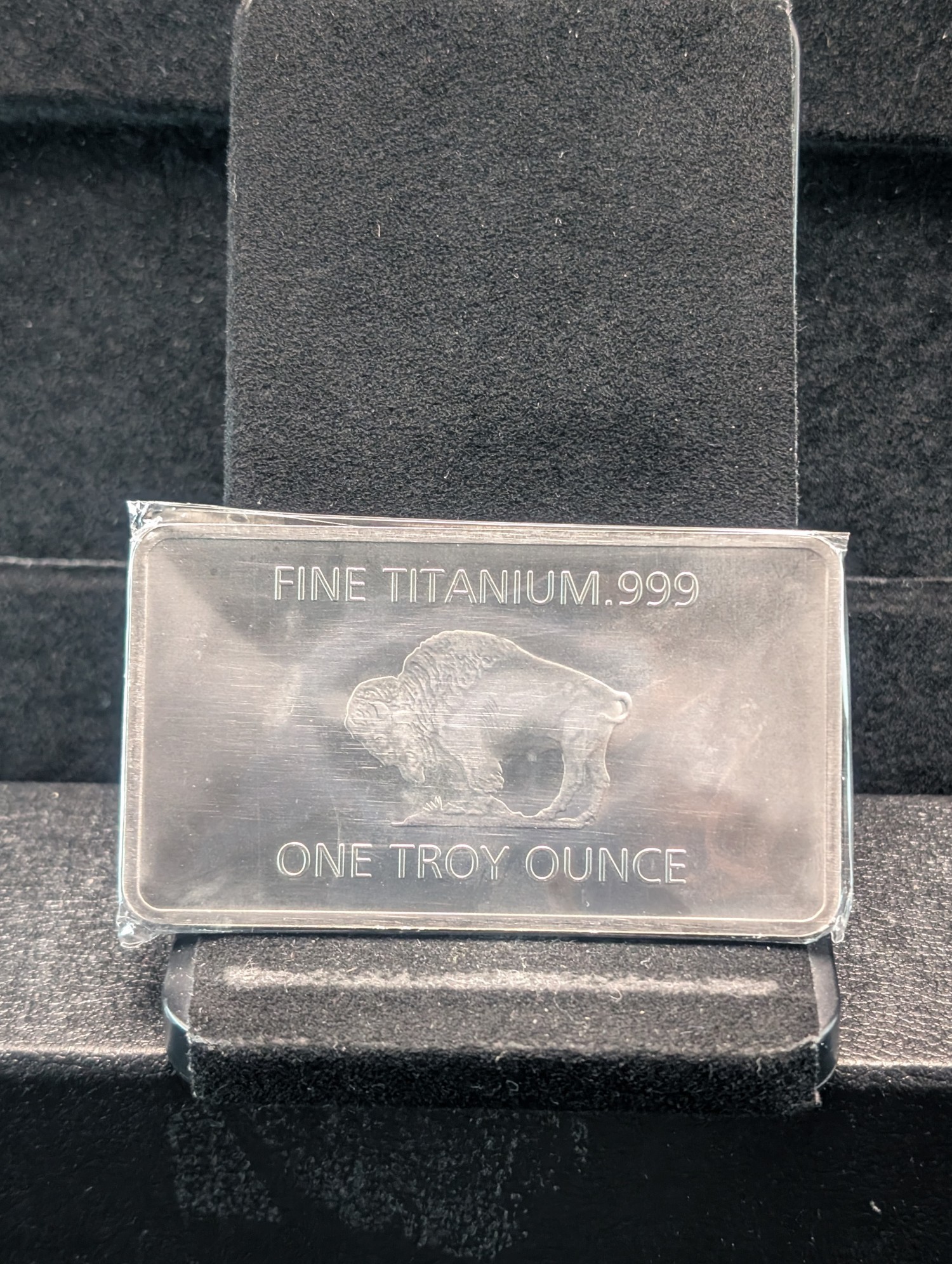 .999 One Troy Ounce Titanium, Buffalo Style Bar, BU