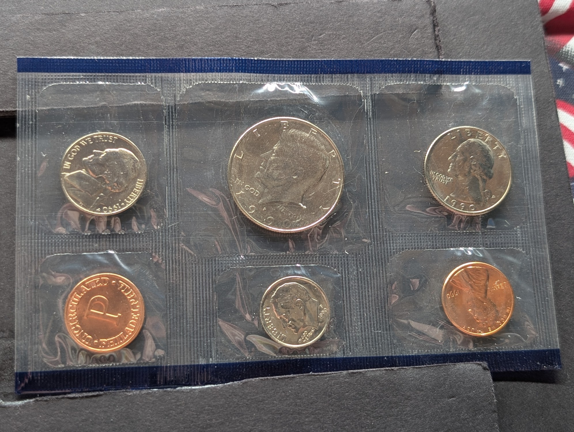 1990 P & D U.S. Mint Uncirculated Coin Set In OGP w/COA