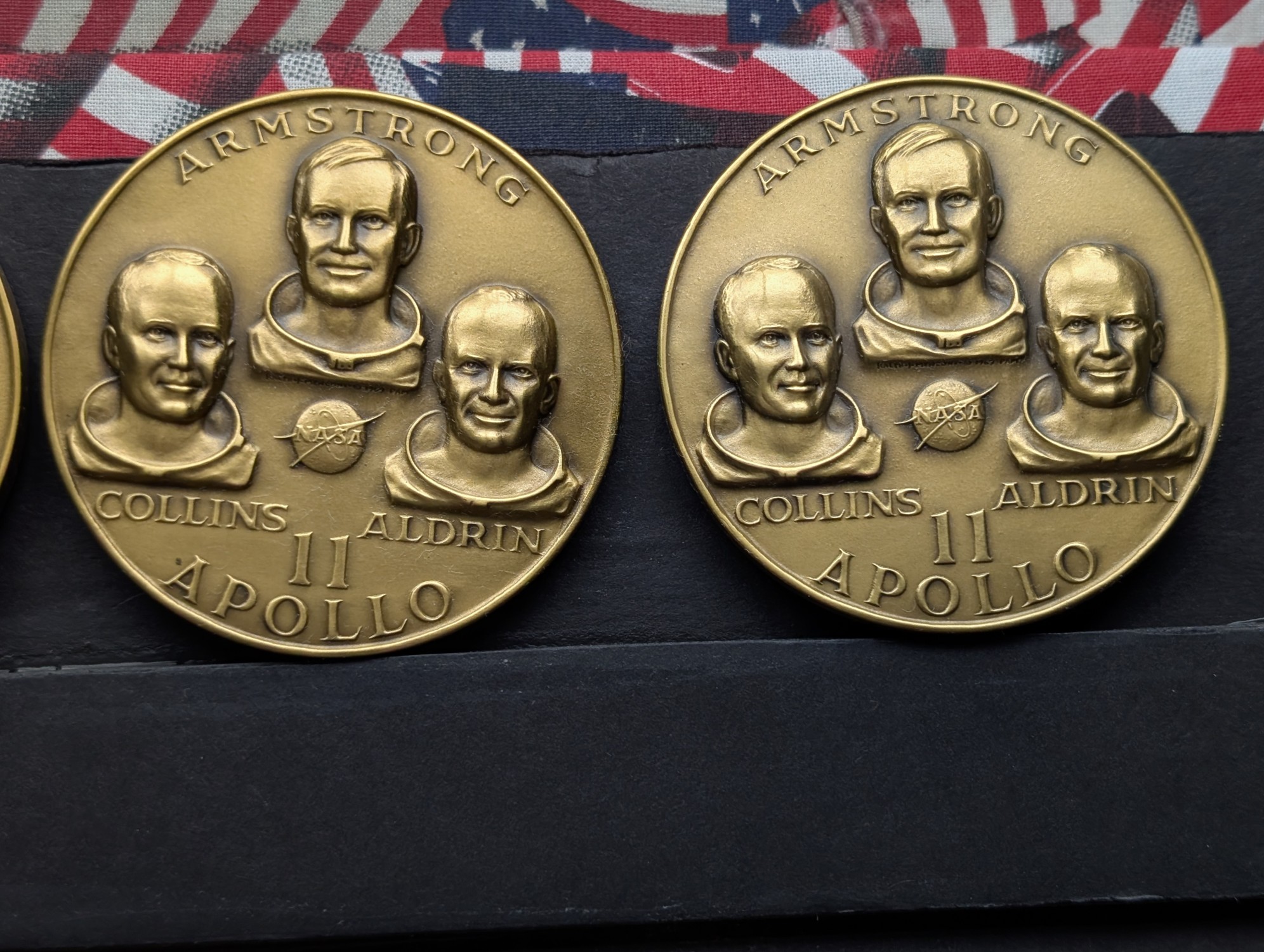 (13) Apollo 11 Vintage Commemorative Bronze Medals in Storage Box