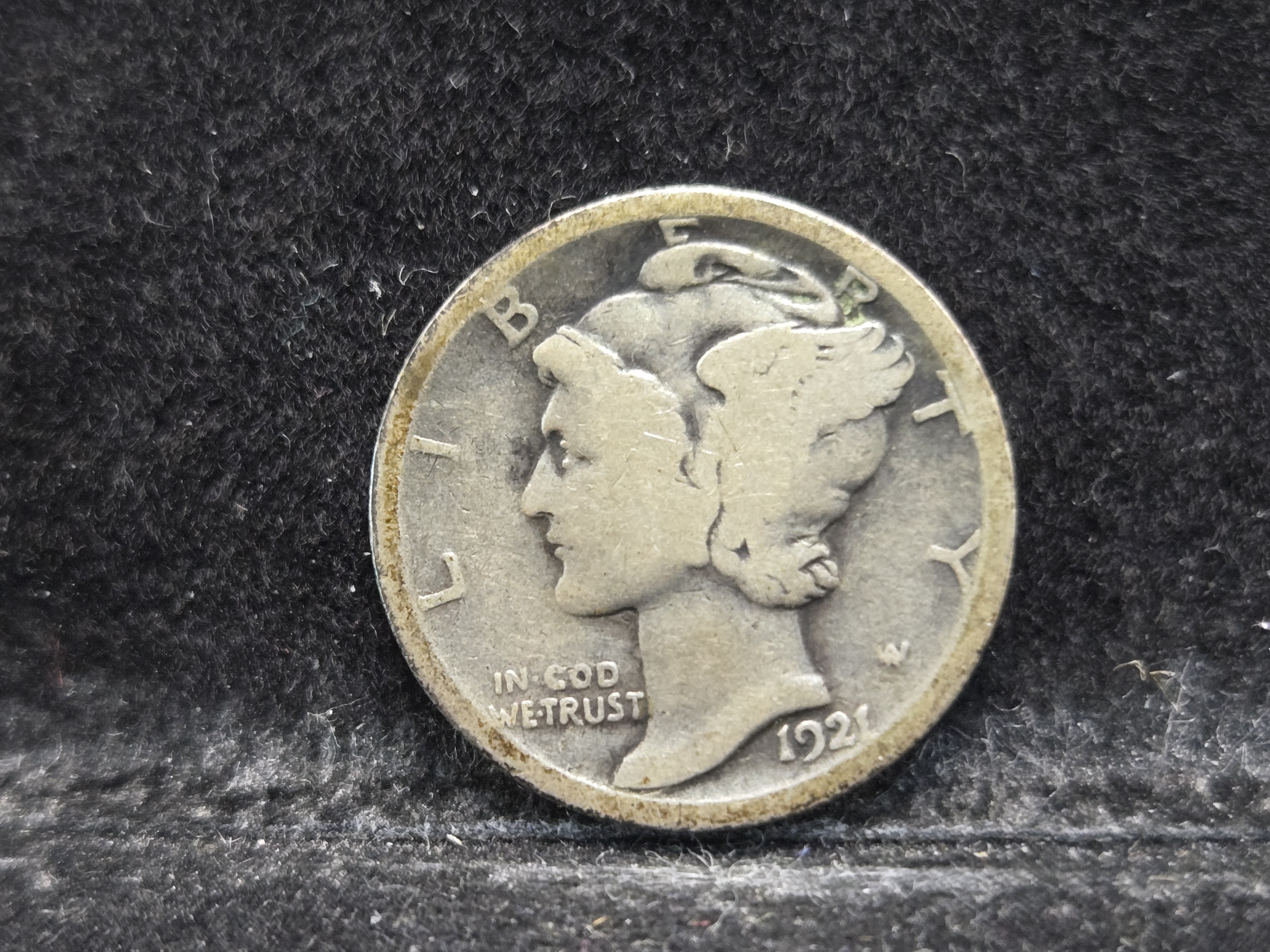 1921 Mercury 90% Silver Dime - Scarce Semi-Key Date