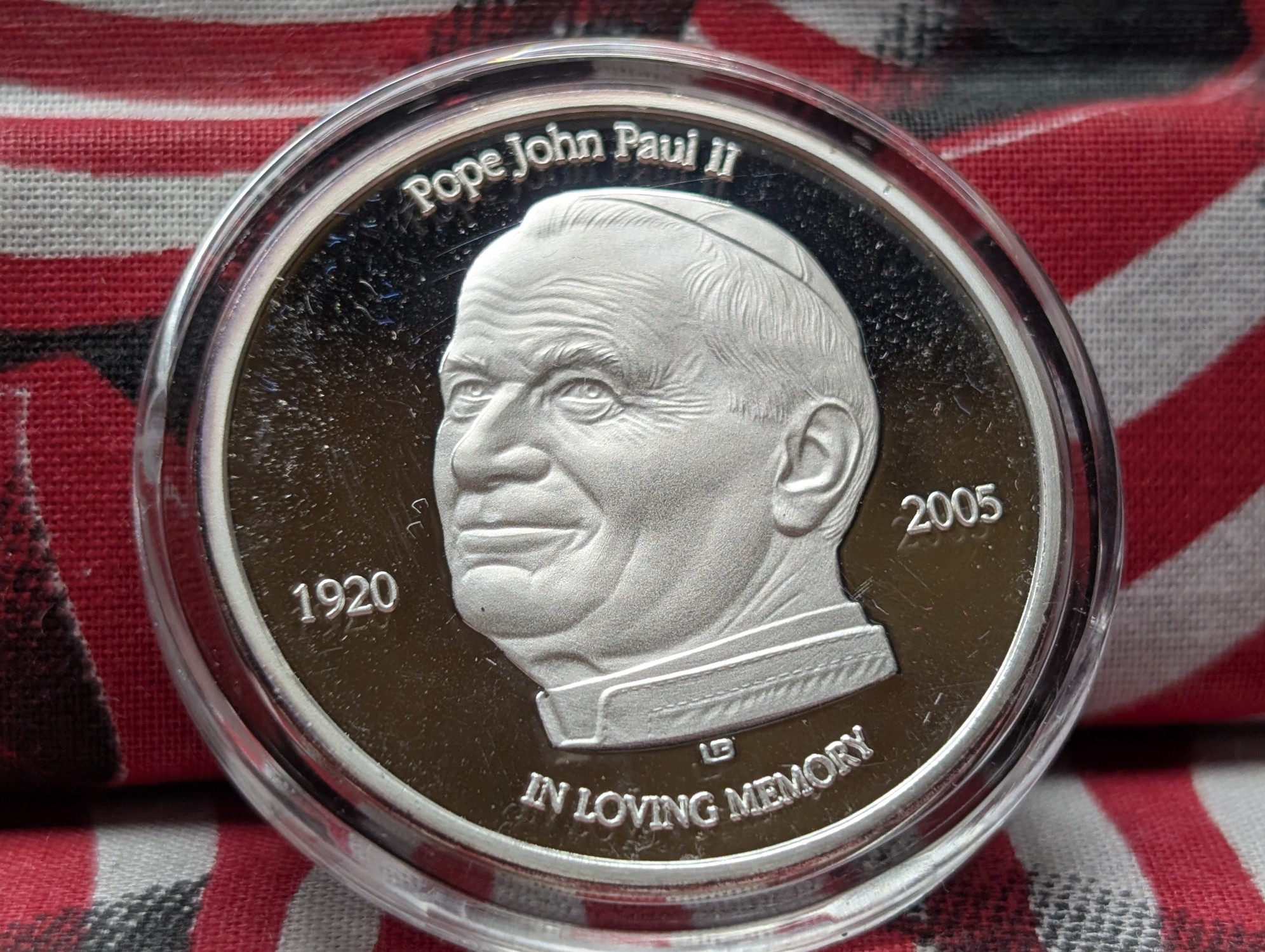 (5) Assorted Pope John Paul II Clad Plated In .999 Silver Commemorative Medals in Capsules w/ COA