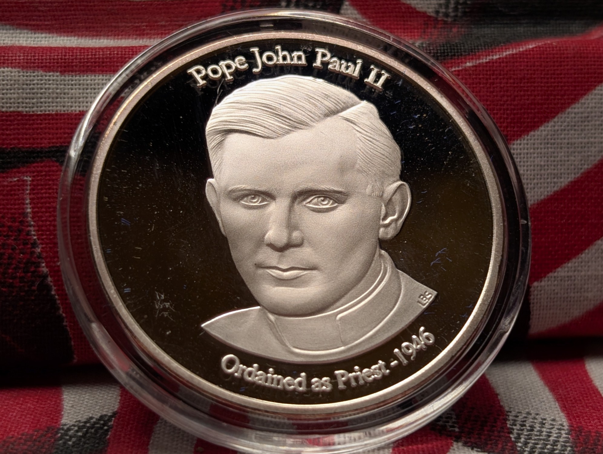 (5) Assorted Pope John Paul II Clad Plated In .999 Silver Commemorative Medals in Capsules w/ COA