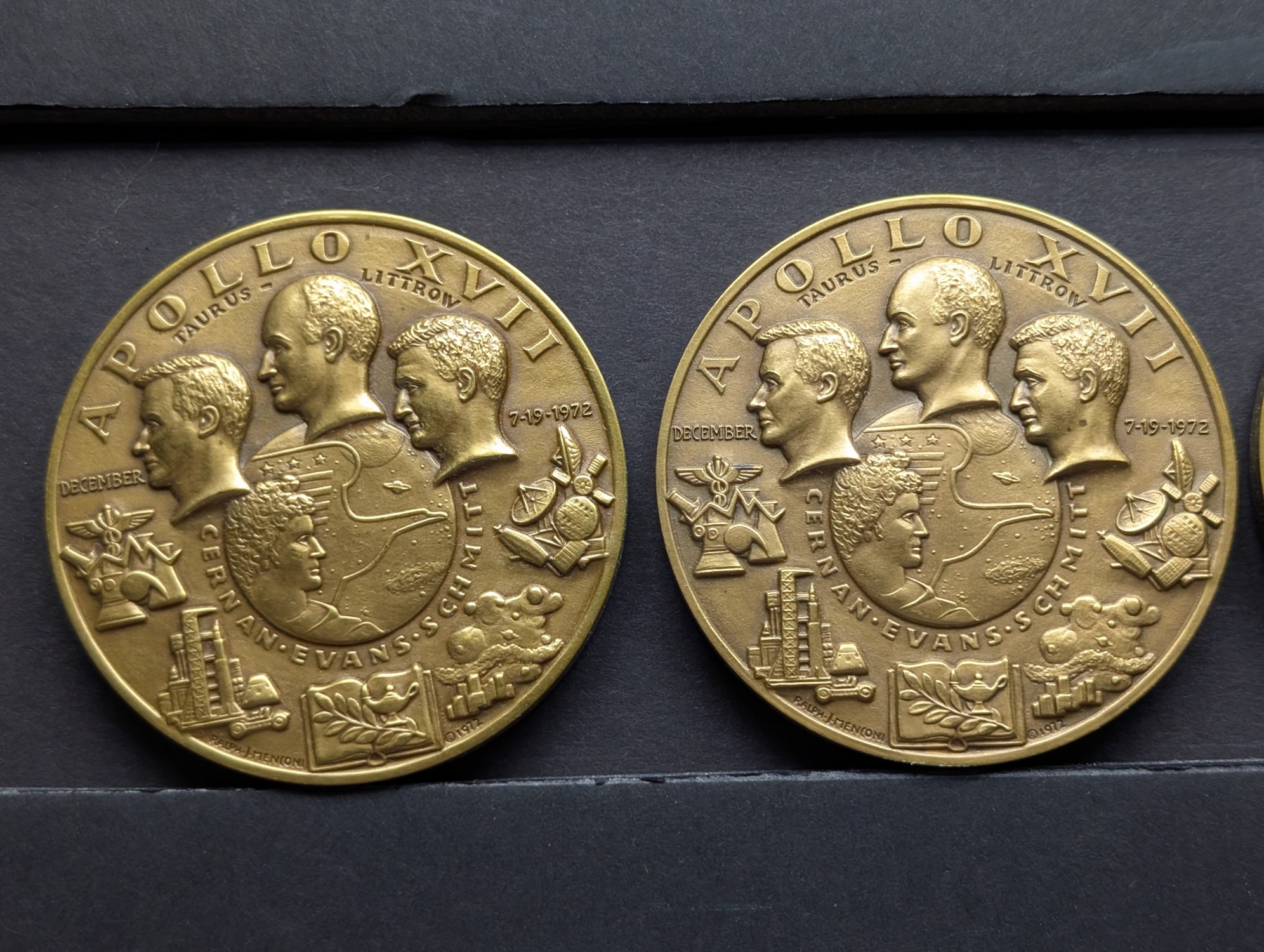 (13) Apollo 17 Vintage Commemorative Bronze Medals in Storage Box