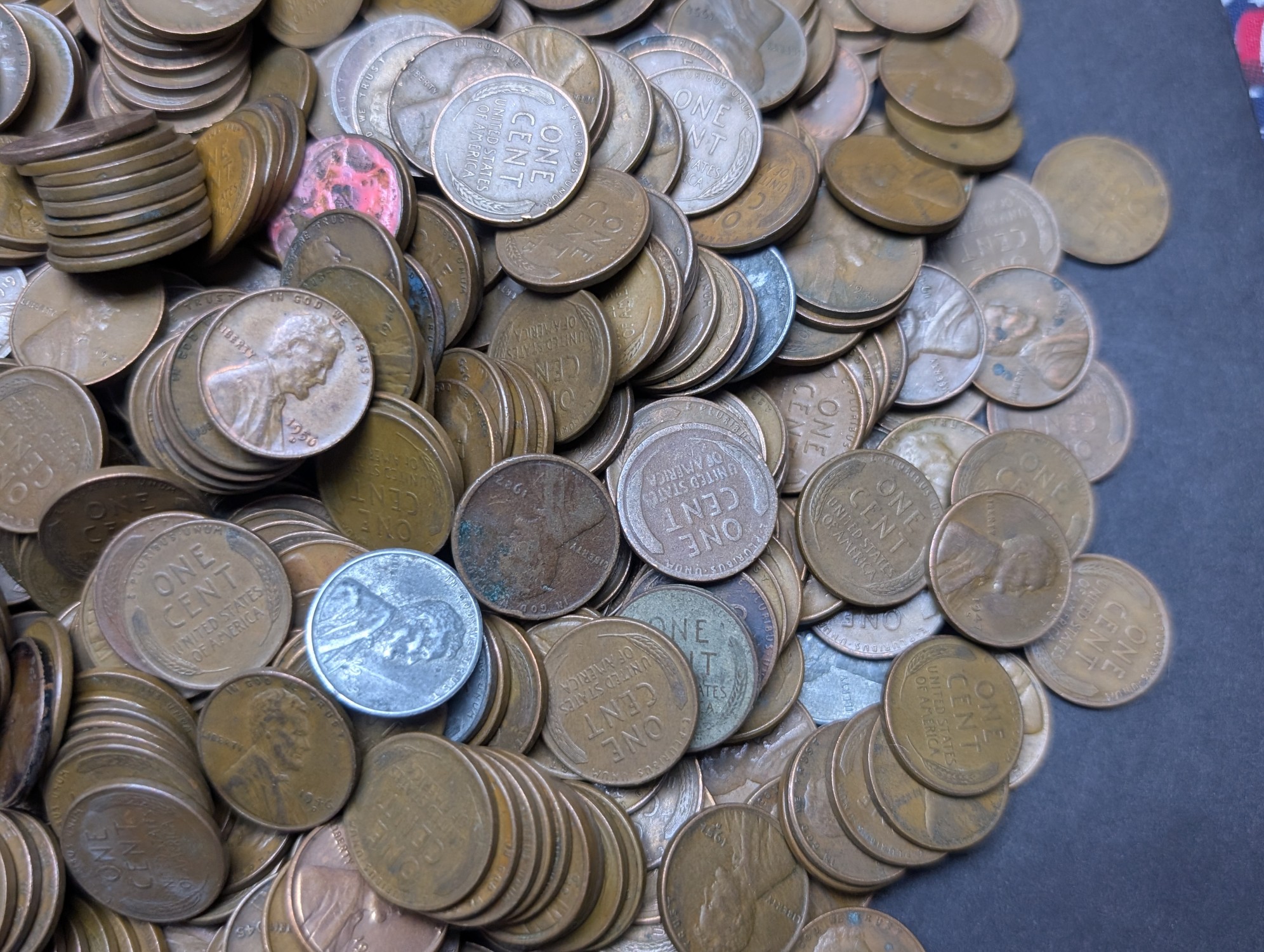 (1,000) Various Dated Lincoln Wheat Cents