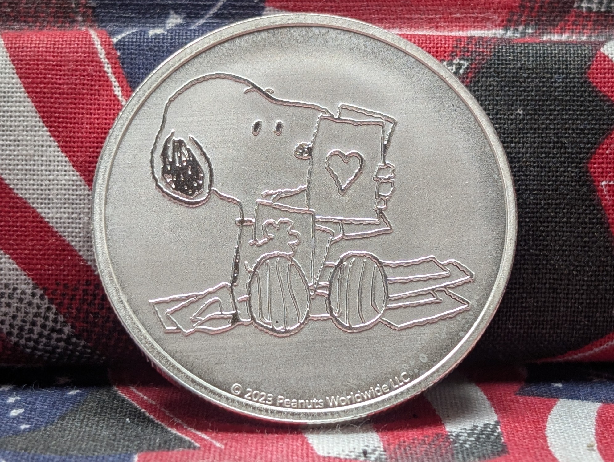 1 Oz. .999 FINE SILVER Peanuts - Snoopy's Love Letter Designed Round