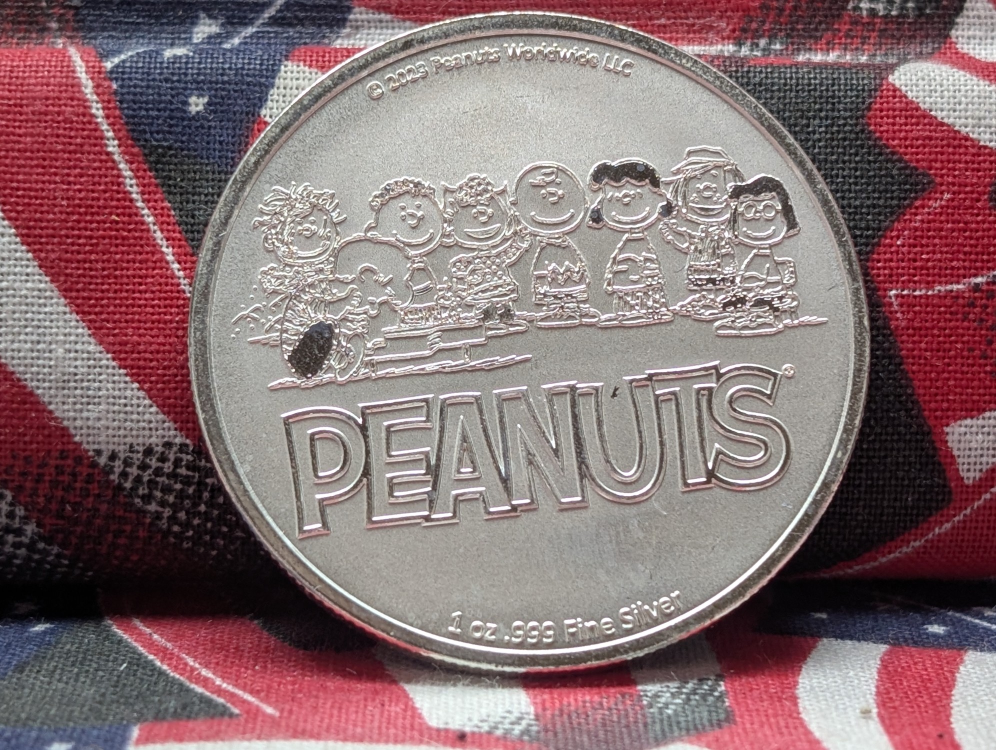 1 Oz. .999 FINE SILVER Peanuts - Snoopy's Love Letter Designed Round