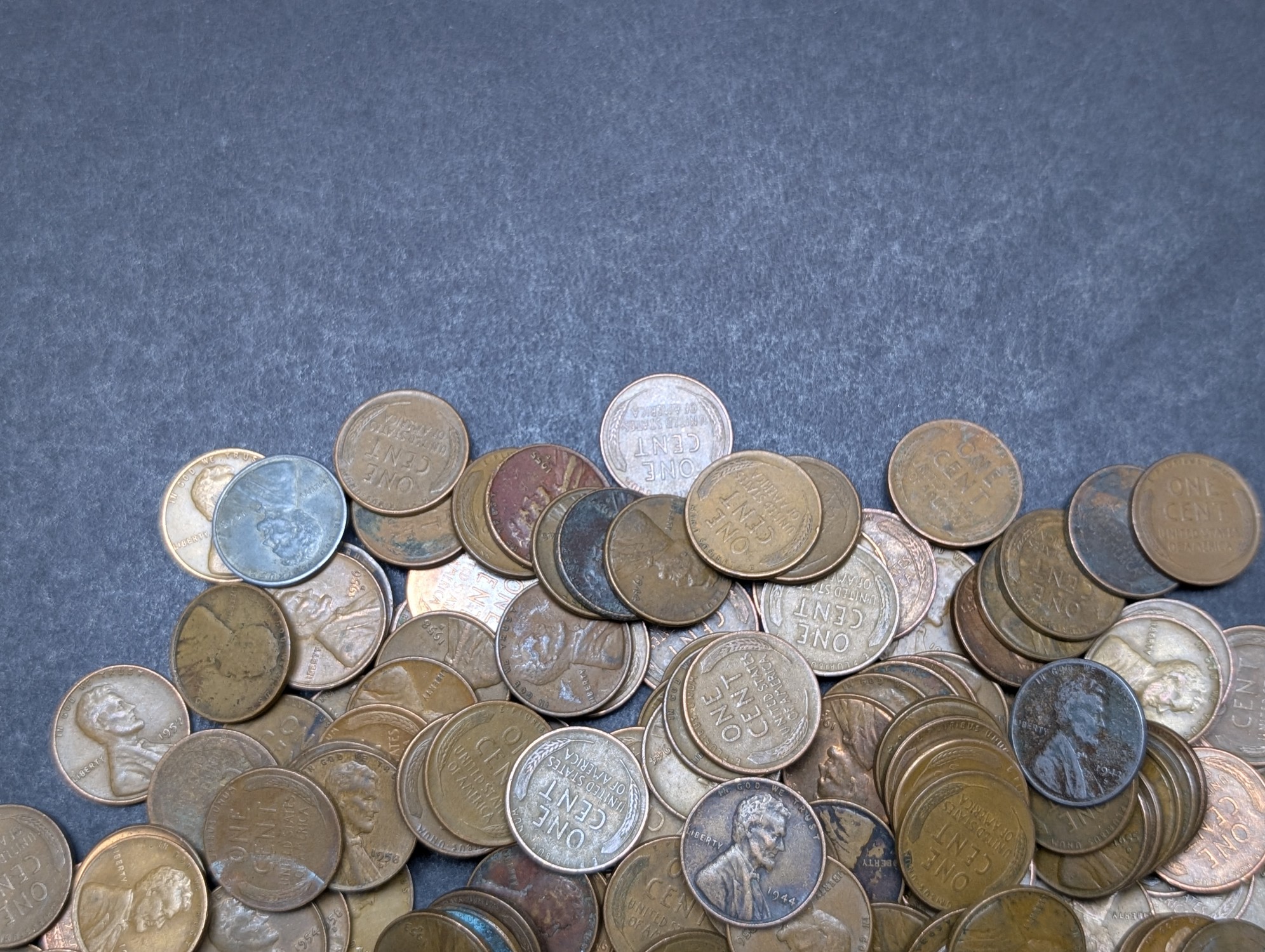 (250) Assorted Lincoln Wheat Cents
