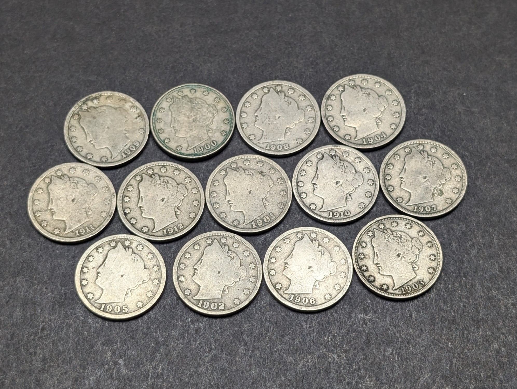 (13) 1900 to 1912 Liberty Head V Nickels