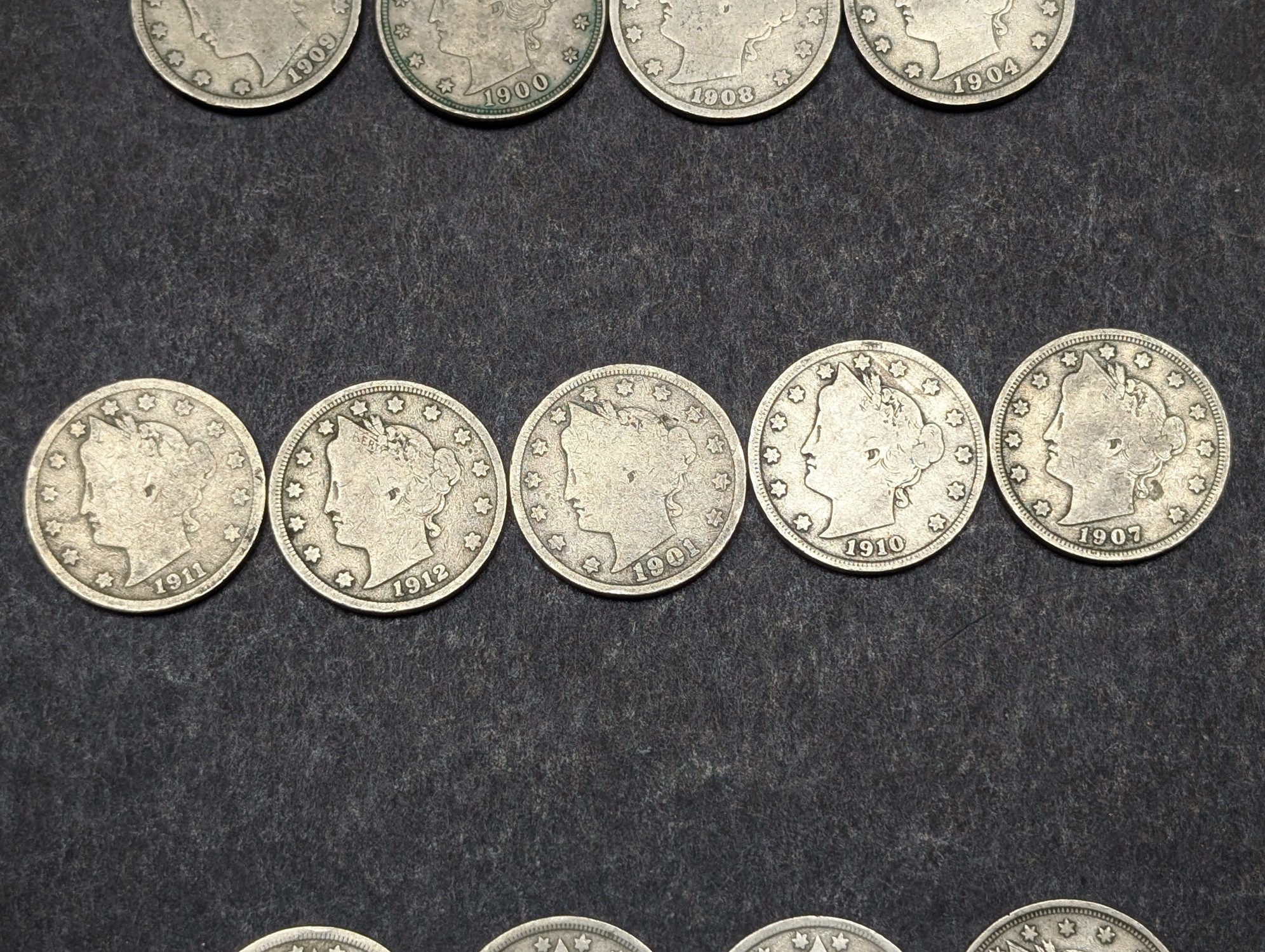 (13) 1900 to 1912 Liberty Head V Nickels